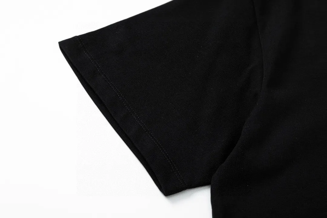 🅿️170 Dior 2025 new style embroidered 47 letters logo, same style for men and women, short-sleeved T-shirt ·Customized 280g 100% double yarn pure cotton fabric ·Dyeing 32 counts double strand thread ·Imported Tajima machine embroidery technology ·Collar label, hangtag, main mark and three labels complete Color: black Size: XS S M L