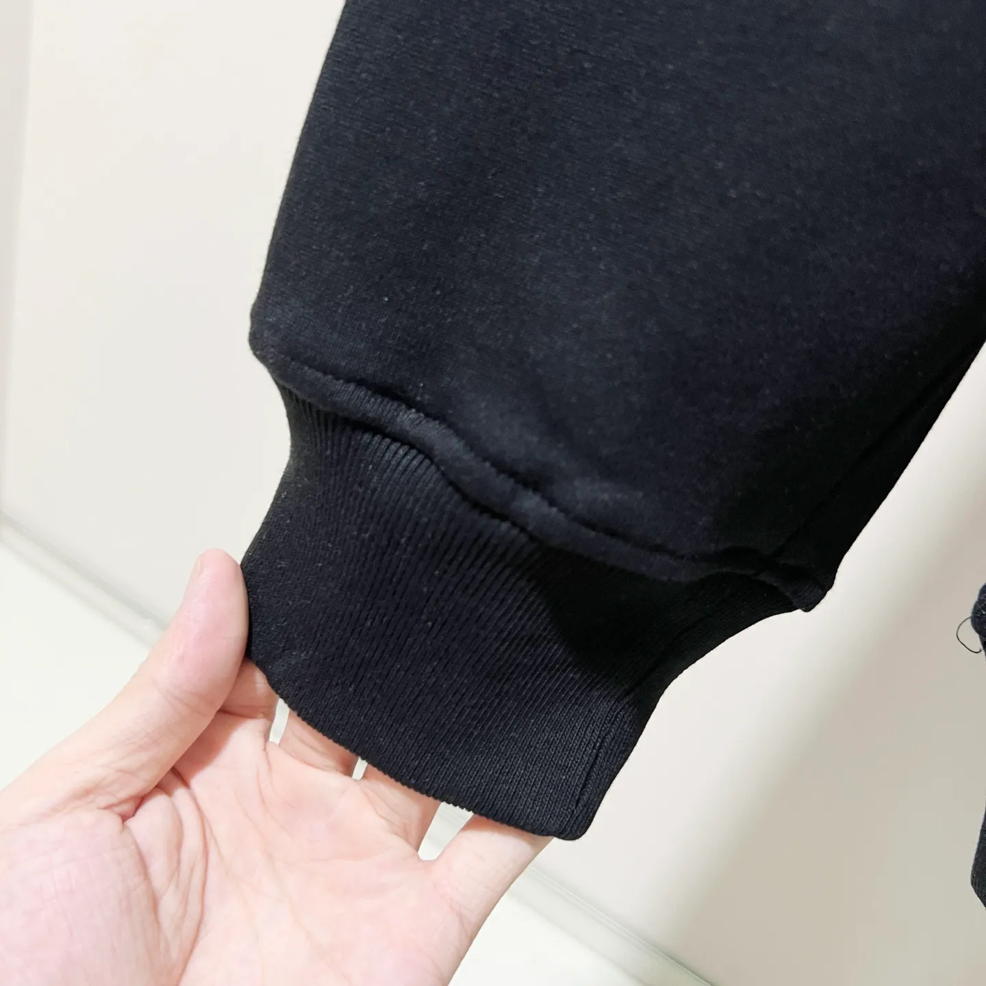 🅿️290 DIOR/Dior 420g pure cotton fabric hooded sweatshirt, classic and simple micro-label CD letter logo LOGO embroidery🪡 process, official synchronization, high version, high quality, fashionable personality, versatile trend, pure original quality, original fabric, tag, collar label, washed wheat, complete three standards, color: black, white, pink, gray, khaki. Size: XS-L