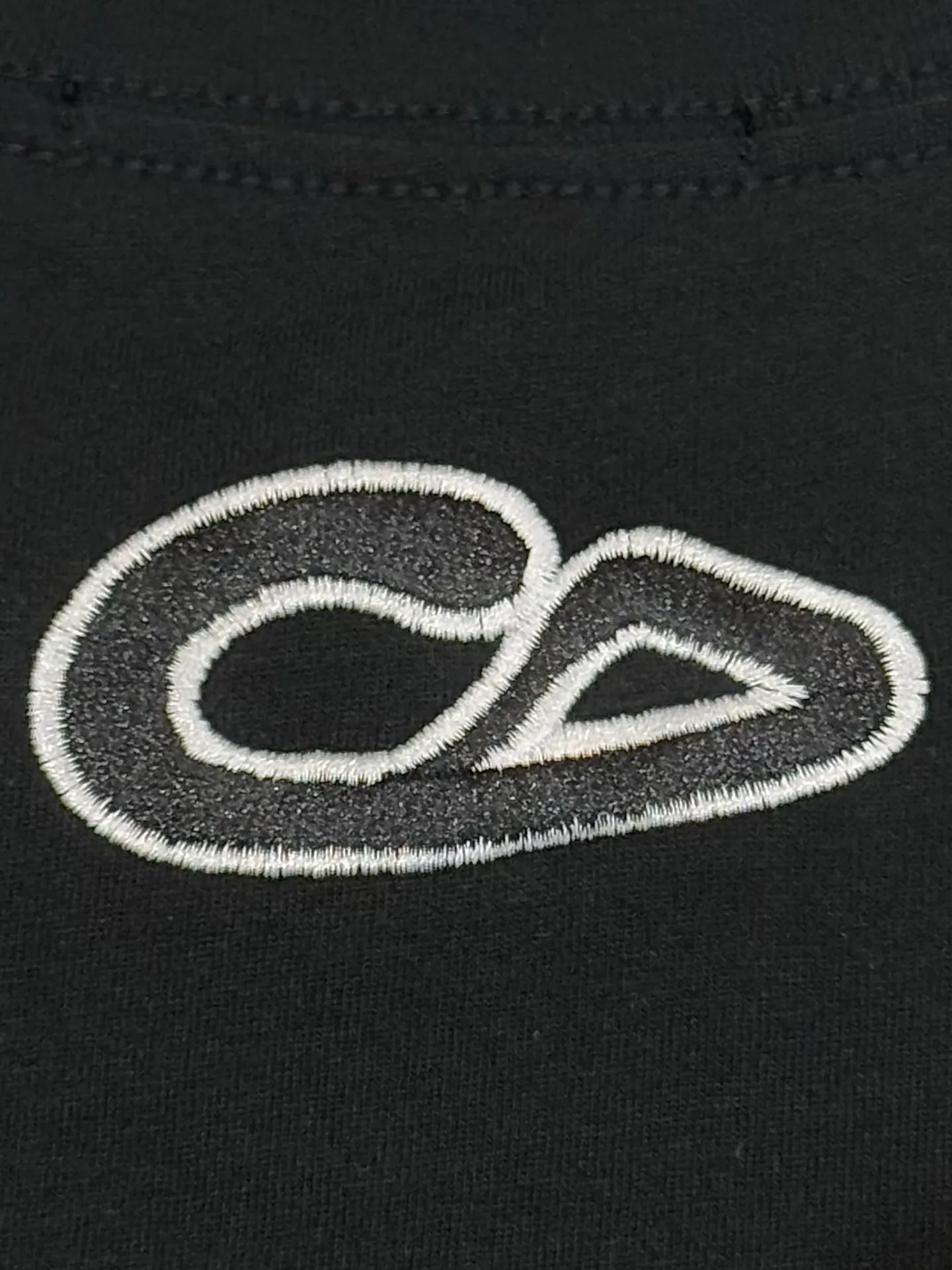 🅿️190 [High version] Snake🐍 Dior Dior 25ss spring and summer new limited edition inkjet ten letter logo embroidered short-sleeved T-shirt! Fashionable and casual short-sleeved T-shirt with catwalk pattern. It has a unique design and is made of 32 pieces of 280g 100% cotton fabric. It feels soft and skin-friendly, comfortable and breathable. The real thing will definitely make you fall in love with it! Non-sexist couples can wear mixed styles to open up a new fashion style! Different market versions ⚠️Same style for men and women. Haute couture series! Color: black white. Size: s-xL