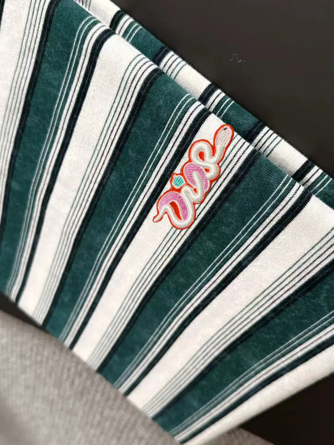 🅿️270 shipped next day DIOR Dior 2025 spring and summer new high quality launch of double yarn pure cotton striped fabric short-sleeved personalized exclusive style will not deform or shrink after being soaked in water SIZE: M-3XL