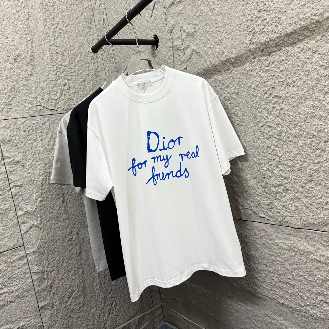 🅿️180 Dio*Dior* 2025 spring and summer style Classic blue printed letters personalized logo Customized double yarn plain cotton fabric Short-sleeved T-shirt Unisex Size: S (90-130 catties) M (120-150 catties) L (140-165 catties) XL (160-180 catties) XXL (180-210 catties) Color: black white