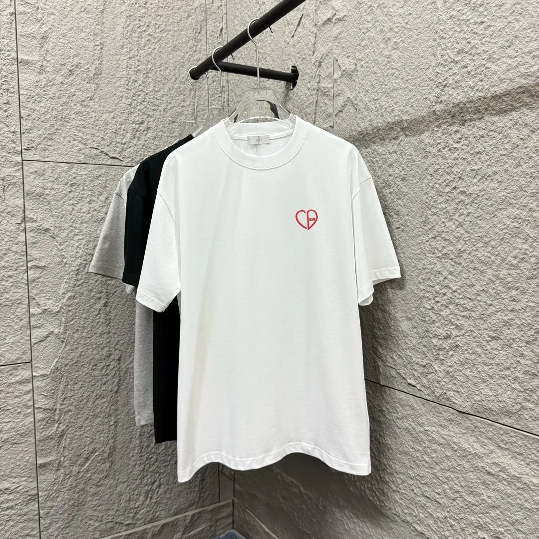 🅿️180 Dio*Dior* 2025 Spring and Summer Style Classic small love letter embroidered personalized logo Customized double yarn plain cotton fabric Short-sleeved T-shirt Unisex Size: S (90-130 catties) M (120-150 catties) L (140-165 catties) XL (160-180 catties) XXL (180-210 catties) Color: black white