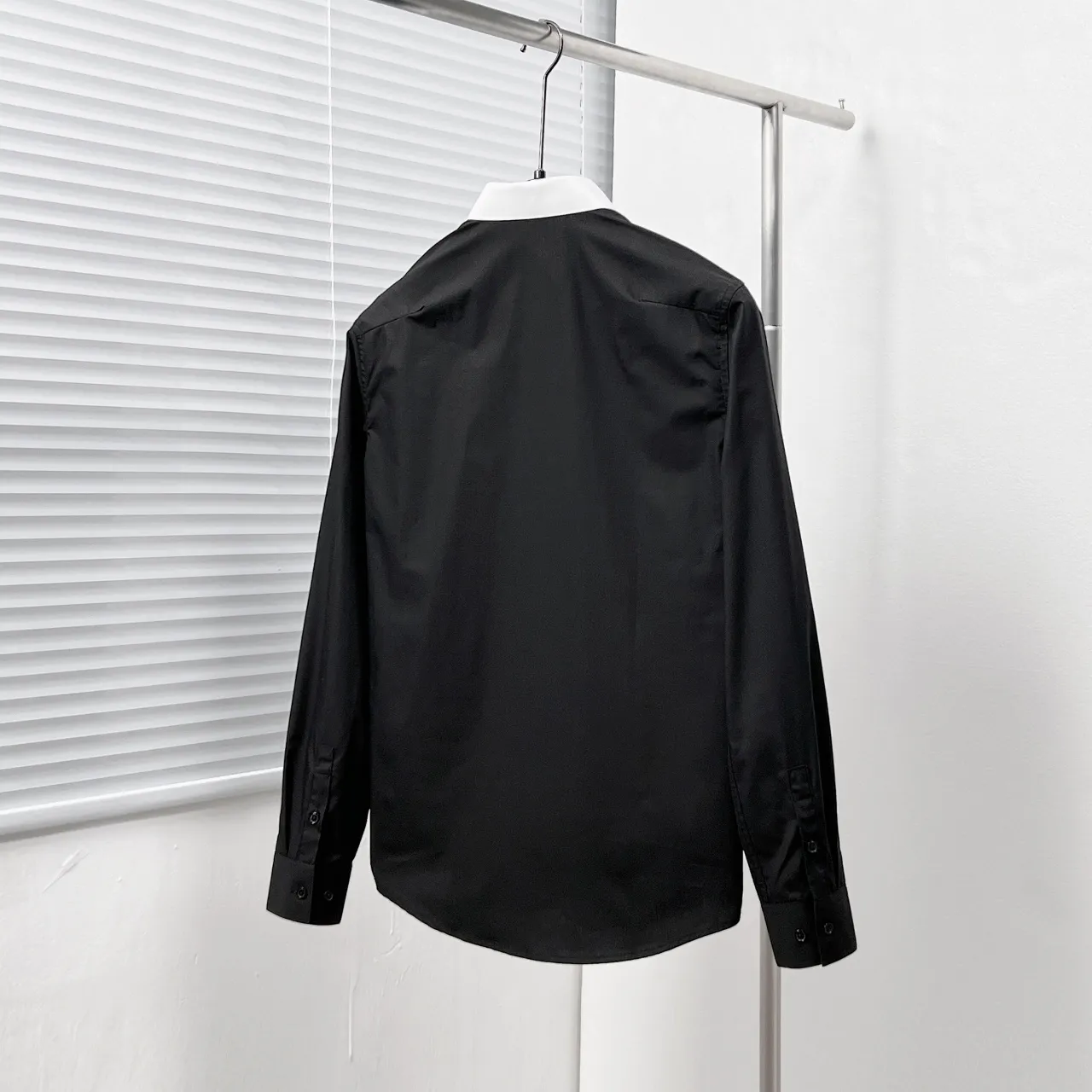 🅿️366 DIO*/Dior collar color-blocked bee embroidered shirt Size: M-3XL Color: Black White