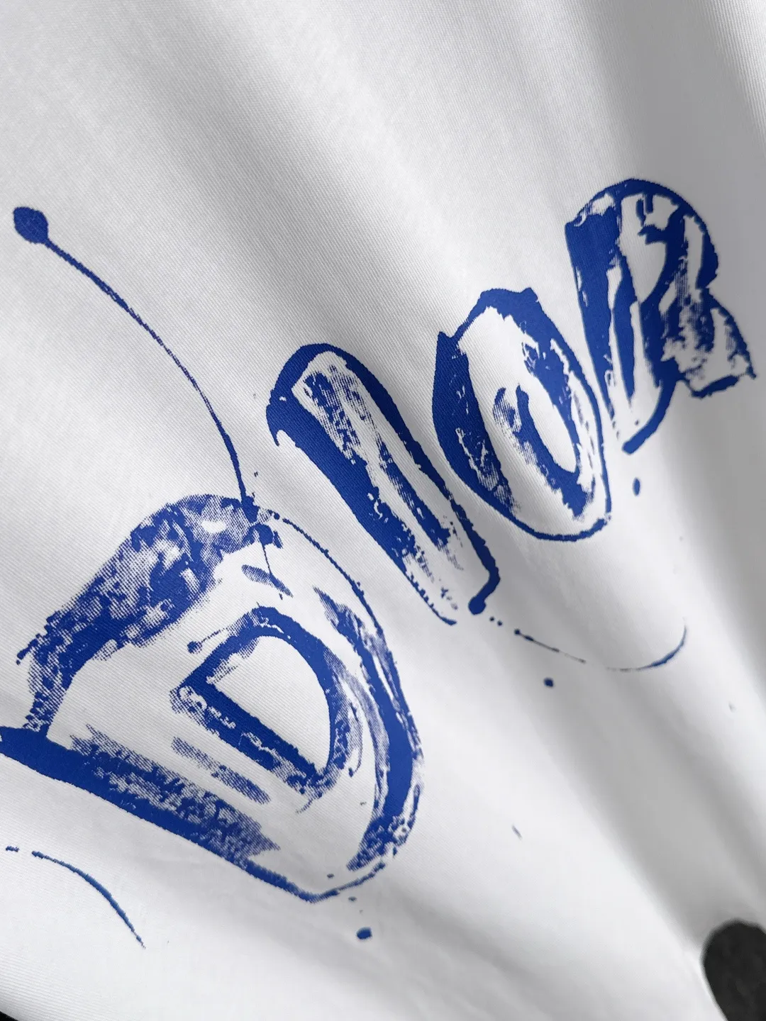 🅿️180 Dior 2025SS latest round neck fashionable short-sleeved T-shirt in spring and summer, synchronized with the official website, pure cotton fabric at the counter! Comfortable against the skin, durable and easy to wear, classic and simple logo design, meticulous original craftsmanship, a must-have item for handsome men, size S-XXL