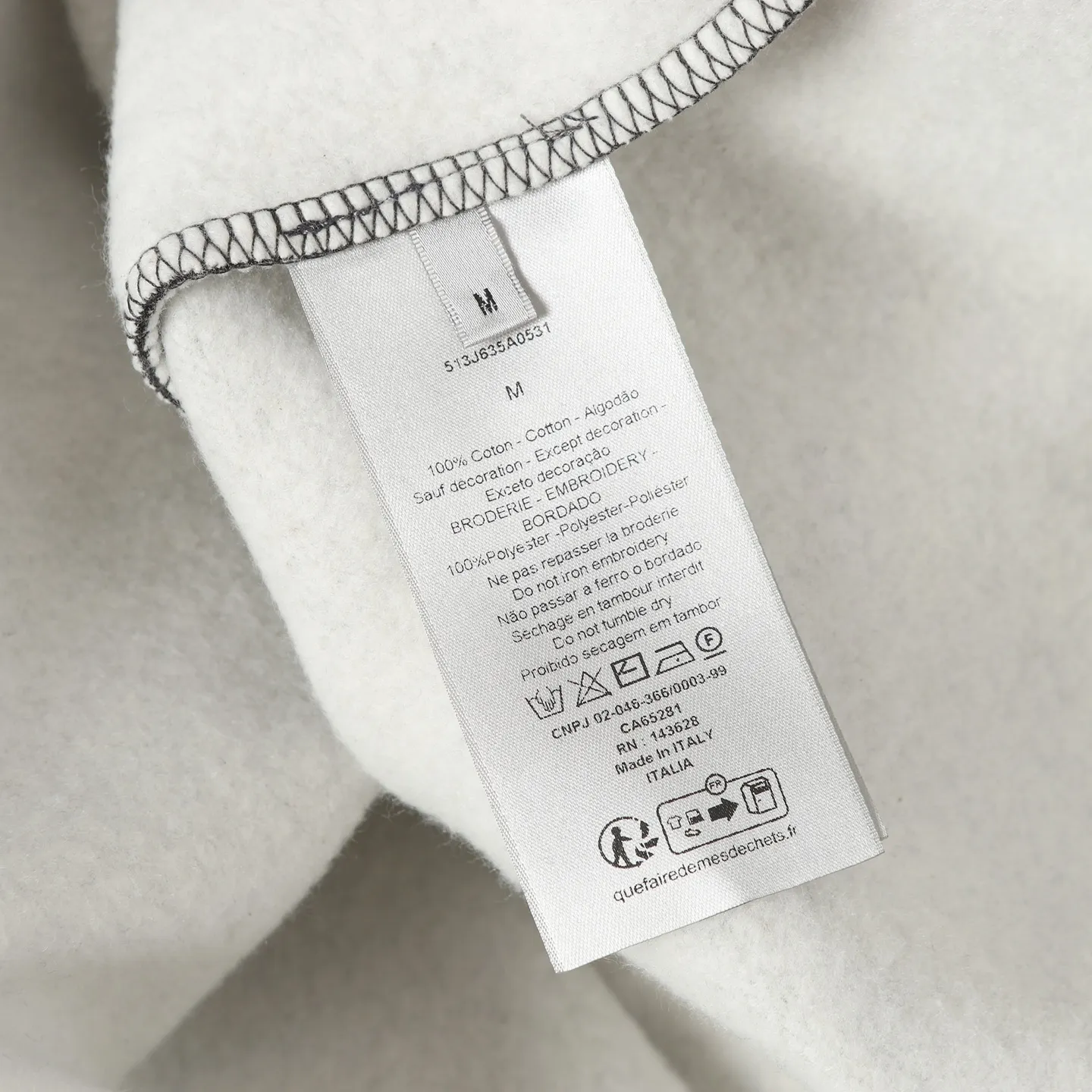 🅿️400 DIOR/Dior 25ss new half-zip sweatshirt, dark gray cotton fleece fabric, CD Icon embroidery, this CD Icon half-zip sweatshirt injects modern style into classic items. Crafted from dark gray cotton fleece in an oversized fit, it features a debossed CD icon embroidered on the chest. Zip collar to pair with this season's jeans for a distinctly modern look Size: S.M.L.XL