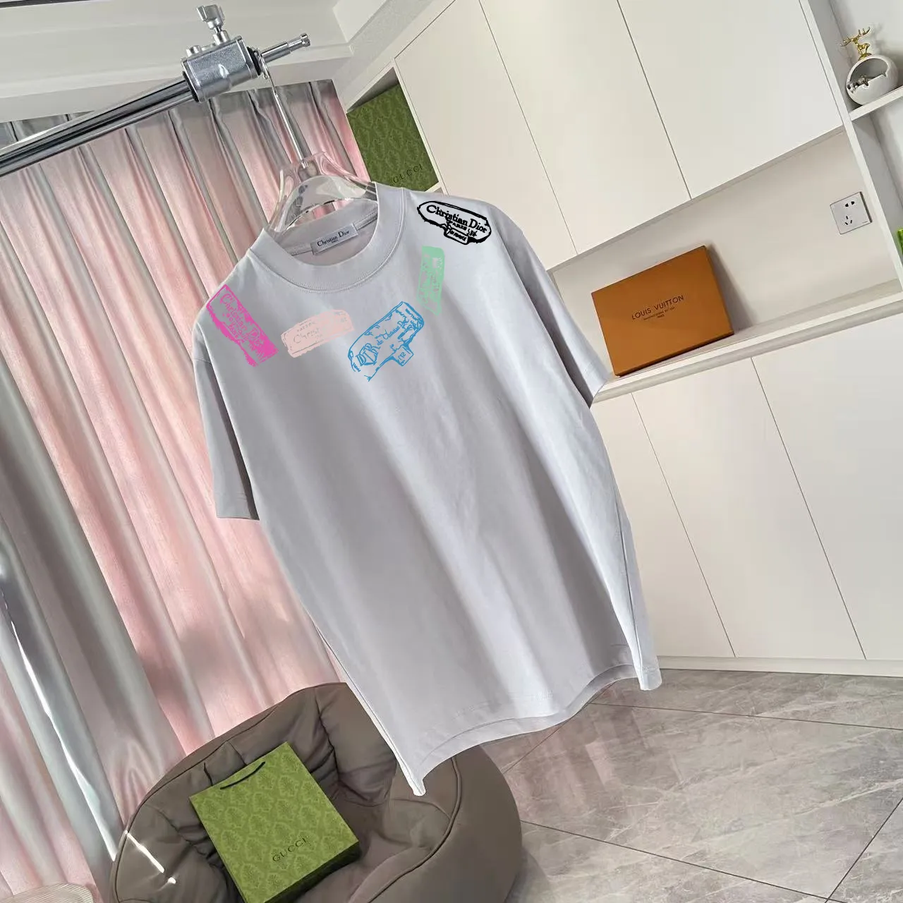 🅿️170 Dio*Dior 2025 summer new style Personalized letter logo printing Short-sleeved T-shirt Customized fabric 300g Same style for men and women Color: Black White Pink Iron Gray Size: S M L XL XXL Five codes​