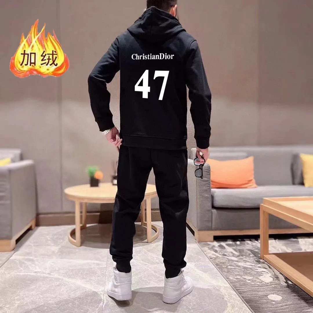🅿️460 brand [DIOR Dior] (velvet and thickened) 2025 autumn and winter new product, celebrities' favorite fashion-flavored casual suit, clean and neat tailoring, full of urban style. Made of high-quality customized fabrics, the inner warmth is excellent, the hand feels soft and dry, and the upper body effect is crisp and stylish. The three-dimensional cutting process and the pattern are all of high standards, and the silhouette version has the right benefits! It is not tight at all, and you feel good when you put it on. So many top-quality raw materials create high-end products with unparalleled value. It is the first choice for high-end fashion people. (Size: M-4XL can wear up to 200 pounds)