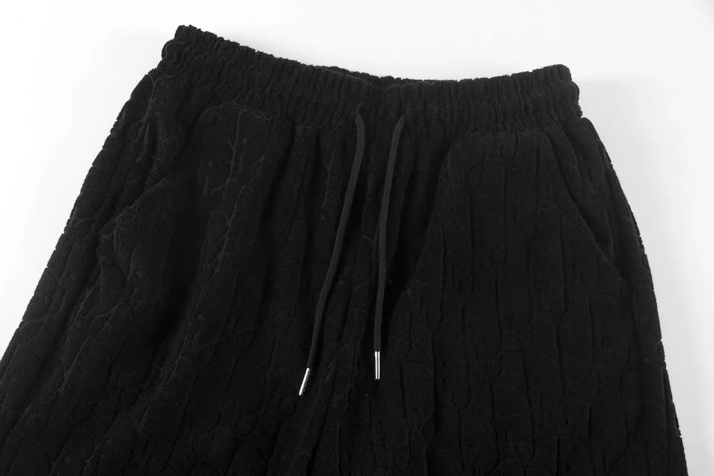 🅿️170 ❥B806# High-quality Dior 2025Fall Spring and Summer New Series Presbyopia Jacquard Towel Shorts Custom-woven and dyed pure cotton 100% gram weight 300G fabric Positioned tailoring heavy material size: S M L XL Color: black