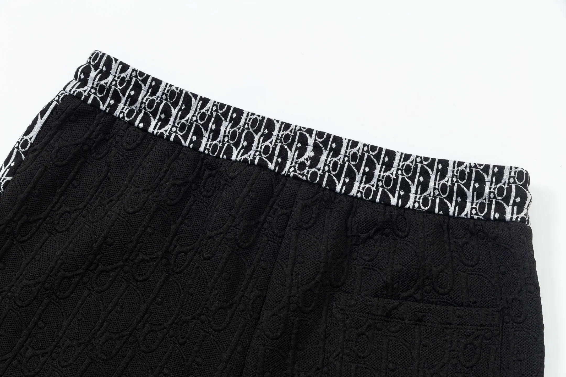 🅿️200 DIOR Dior 2025 new model Light luxury Ribbon splicing Back opening pockets Daily commuting for men and women A must-have casual shorts Customized jacquard fabric Built-in drawstring to adjust the elastic waist design