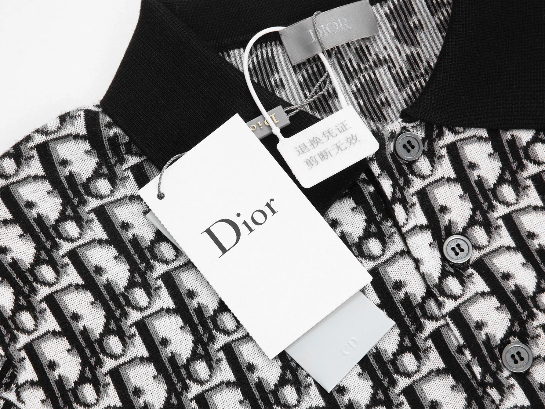 🅿️340 (ZP version) -Dior official website classic letter jacquard Tencel knitted short-sleeved Polo shirt, same style for men and women -Using ZP custom-dyed Tencel knitted fabric, threads are custom-dyed in the same cylinder with zero color difference, full set of accessories customized to distinguish the market currency, welcome to compare -Color Black White -Size S M L XL