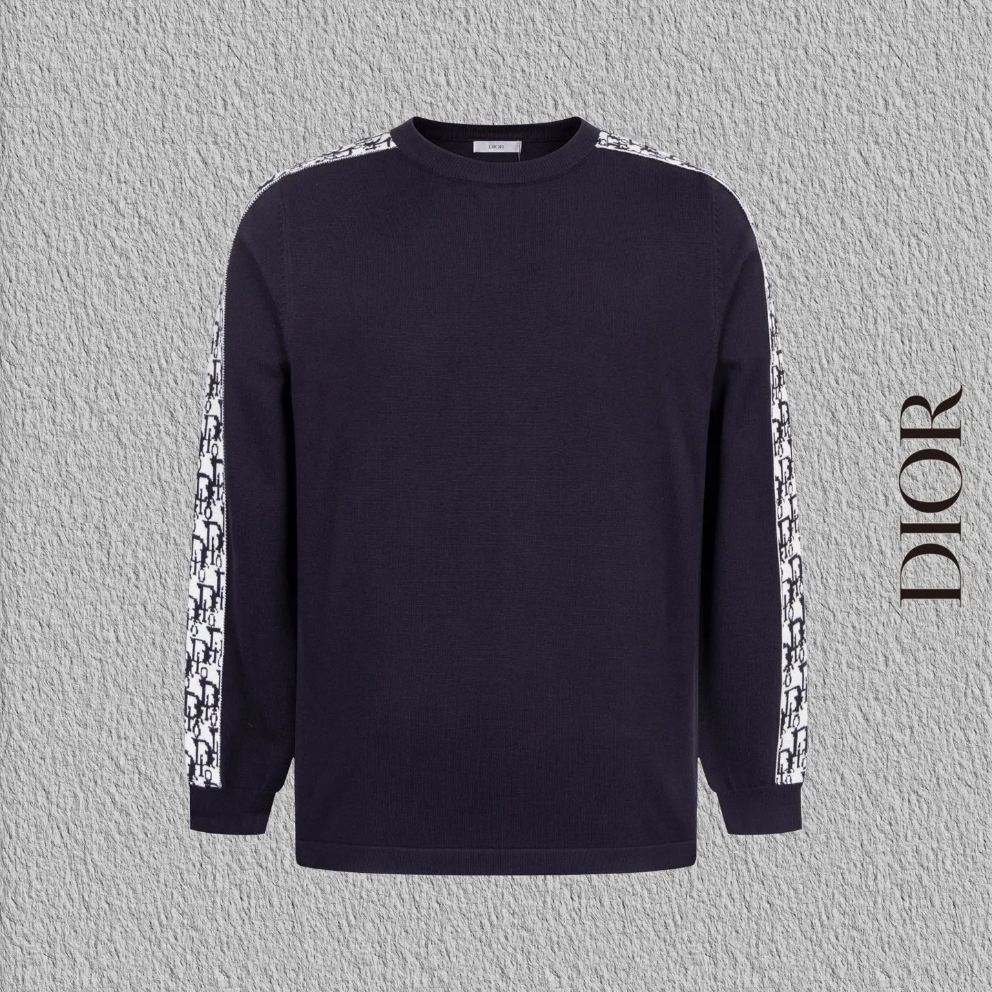 🅿️270 Style No. B16 Dior presbyopic webbing knitted round neck sweater DIOR counter consistent sweater High-elasticity imitation rabbit fur core-spun yarn boutique knitted Internet celebrity popular versatile OS version can be worn up to about 180 pounds Imported machine spinning takes a month to match the sweater Three standards are complete Customized accessories Matching version Same style for men and women Colour: navy size: S M L XL Manual measurement error of about 1-3cm is normal