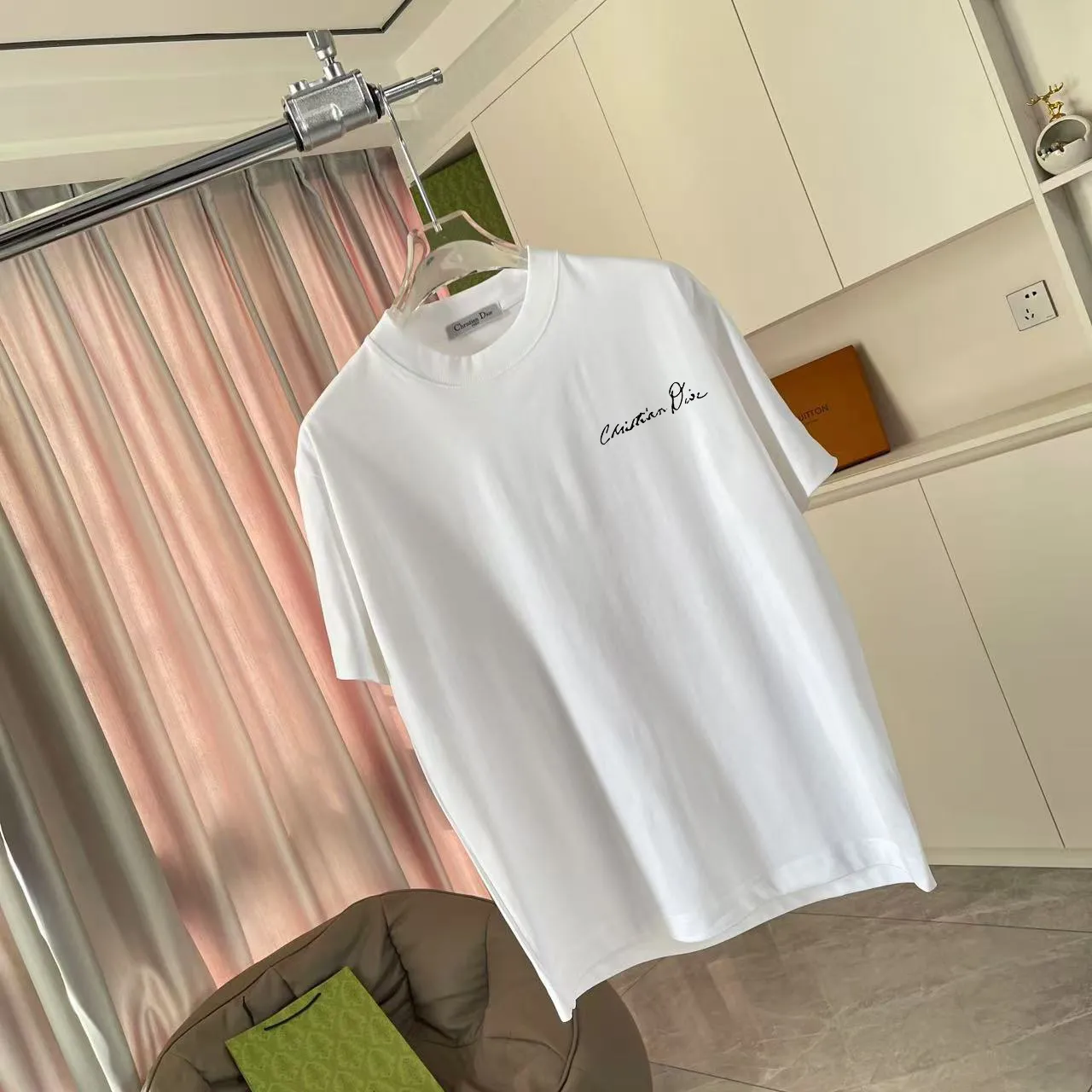 🅿️170 Dio Dior 2025 summer new style Personalized letter logo printing Short-sleeved T-shirt Customized fabric 300g Same style for men and women Color: Black White Pink Sky Blue Iron Gray Size: S M L XL XXL Five codes ​