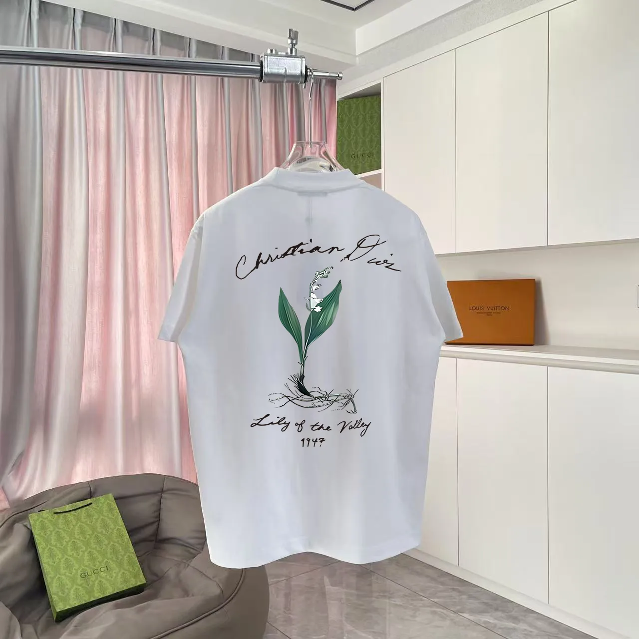 🅿️170 Dio Dior 2025 summer new style Personalized letter logo printing Short-sleeved T-shirt Customized fabric 300g Same style for men and women Color: Black White Pink Sky Blue Iron Gray Size: S M L XL XXL Five codes ​
