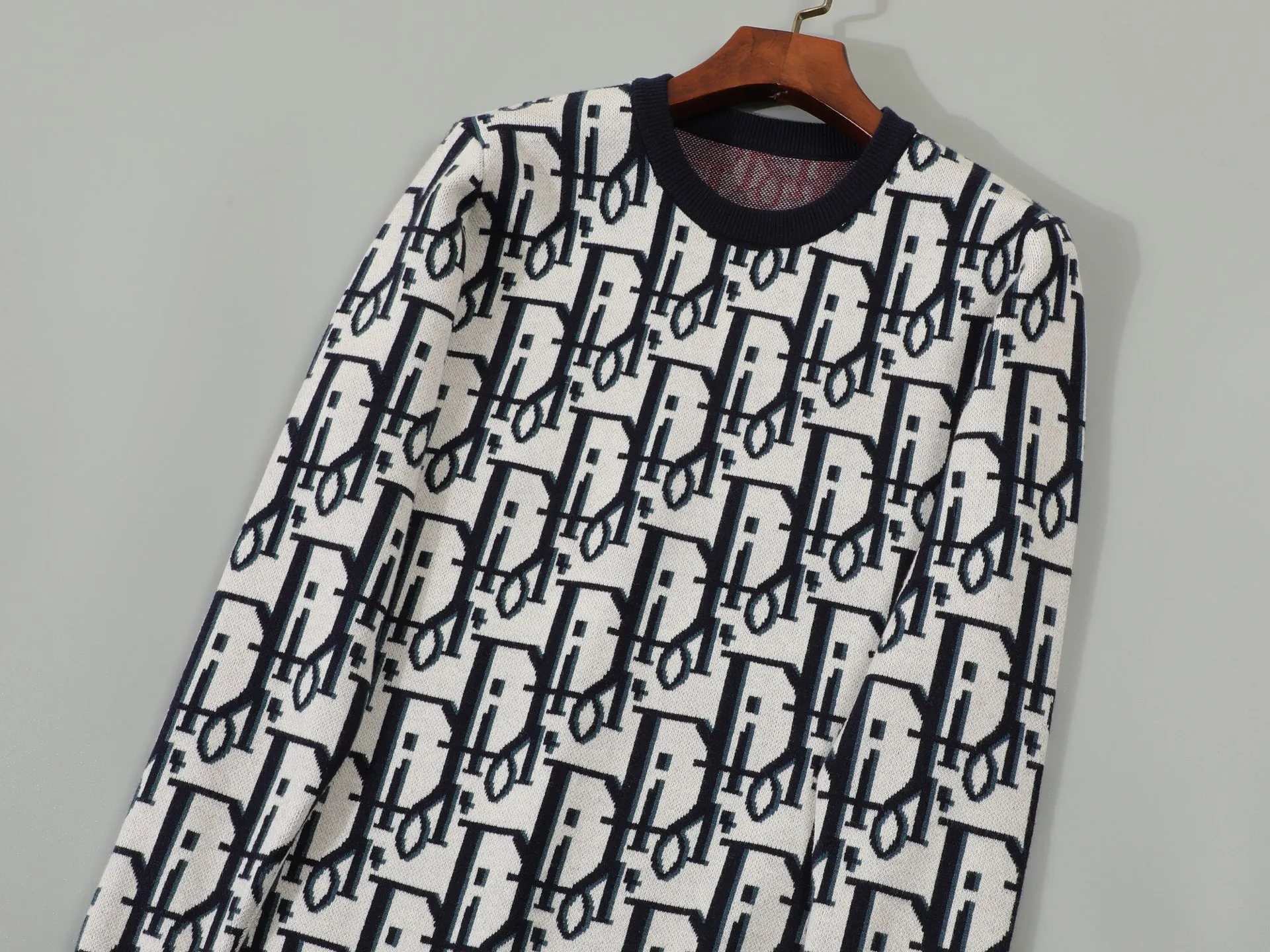 🅿️250 DIO•R, sweater, style number M2212#, size: M-XXXL, fabric: Modal. Anti-pilling, color: khaki