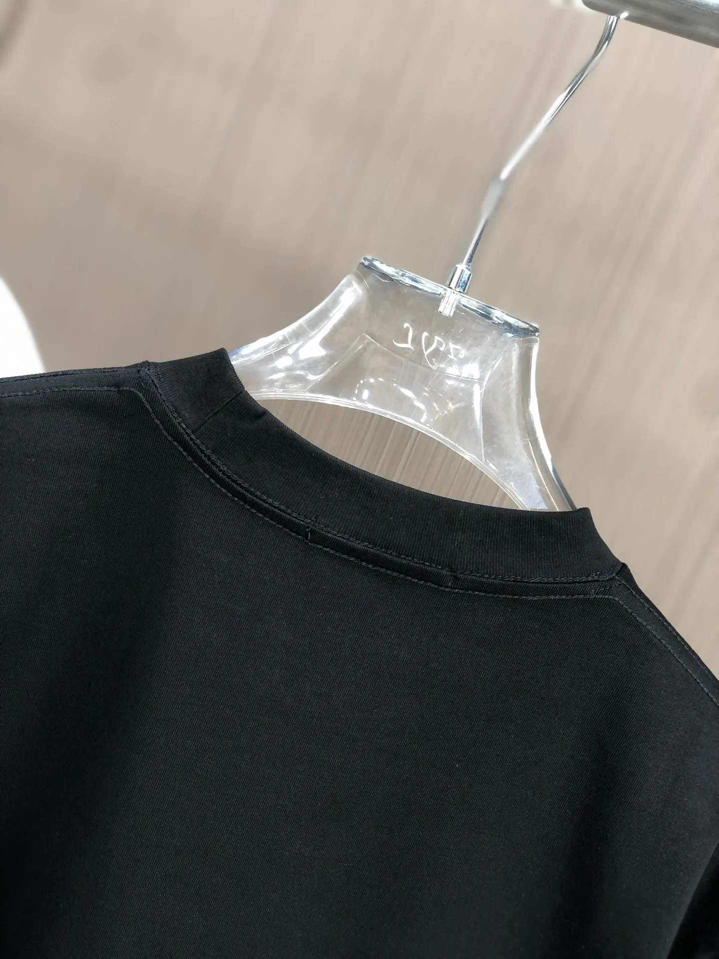 🅿️180 DIOR Dior 2025 spring and summer new style, round neck short sleeves, letter logo pins🪡 embroidery technology, using high weight 320g double yarn combed cotton fabric, slightly loose version, soft and thick fabric feel, same size for men and women, size: SMLXLXXL