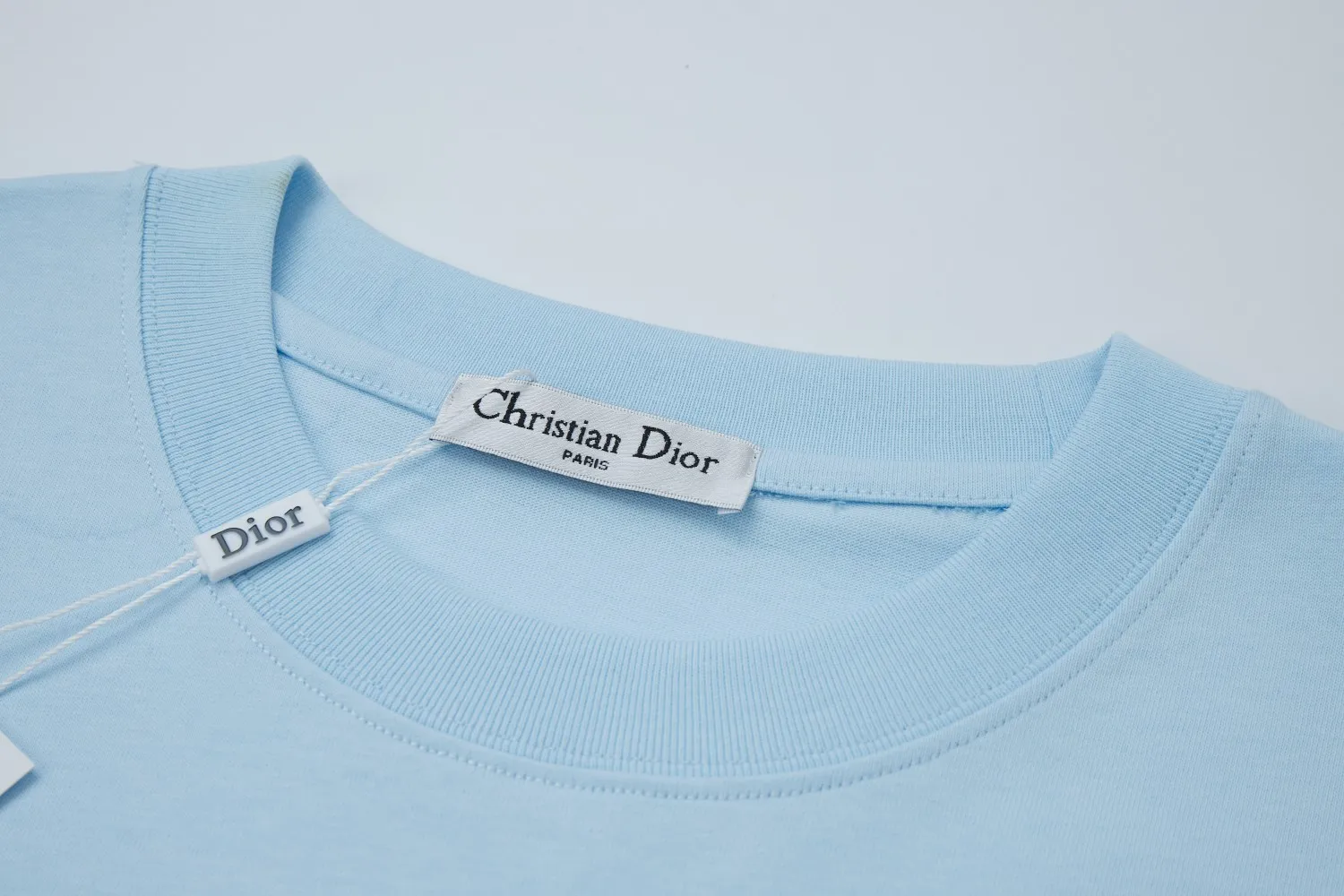 🅿️210 High quality ✨DIO✨🆕Classic logo letter pattern short sleeves. Official website synchronization, pure cotton fabric at the counter! Comfortable against the skin, durable and easy to wear, classic and simple logo design, meticulous original craftsmanship, customized 290G same vat dyed fabric, very comfortable to the touch, latest brick cabinet synchronization, OS drop shoulder version, fashionable and personalized, super versatile and good-looking, very suitable for both men and women, a must-have style, tag, collar label, washed wheat, three complete labels, black, blue, sky blue, green, military green 5️⃣ color S M L XL