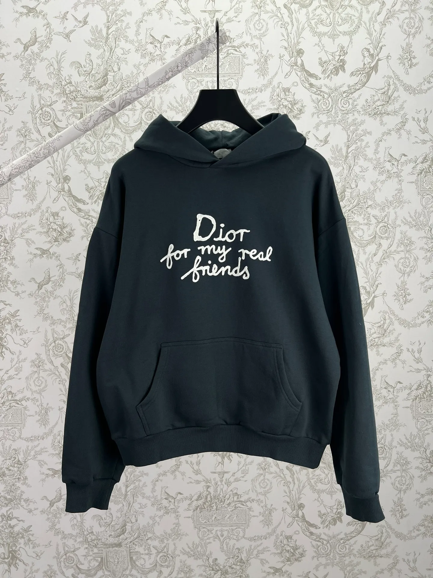 🅿️430 Dior 25ss new iconic embroidered long-sleeved hooded sweatshirt, same style for men and women. Size: S.M.L.XL.