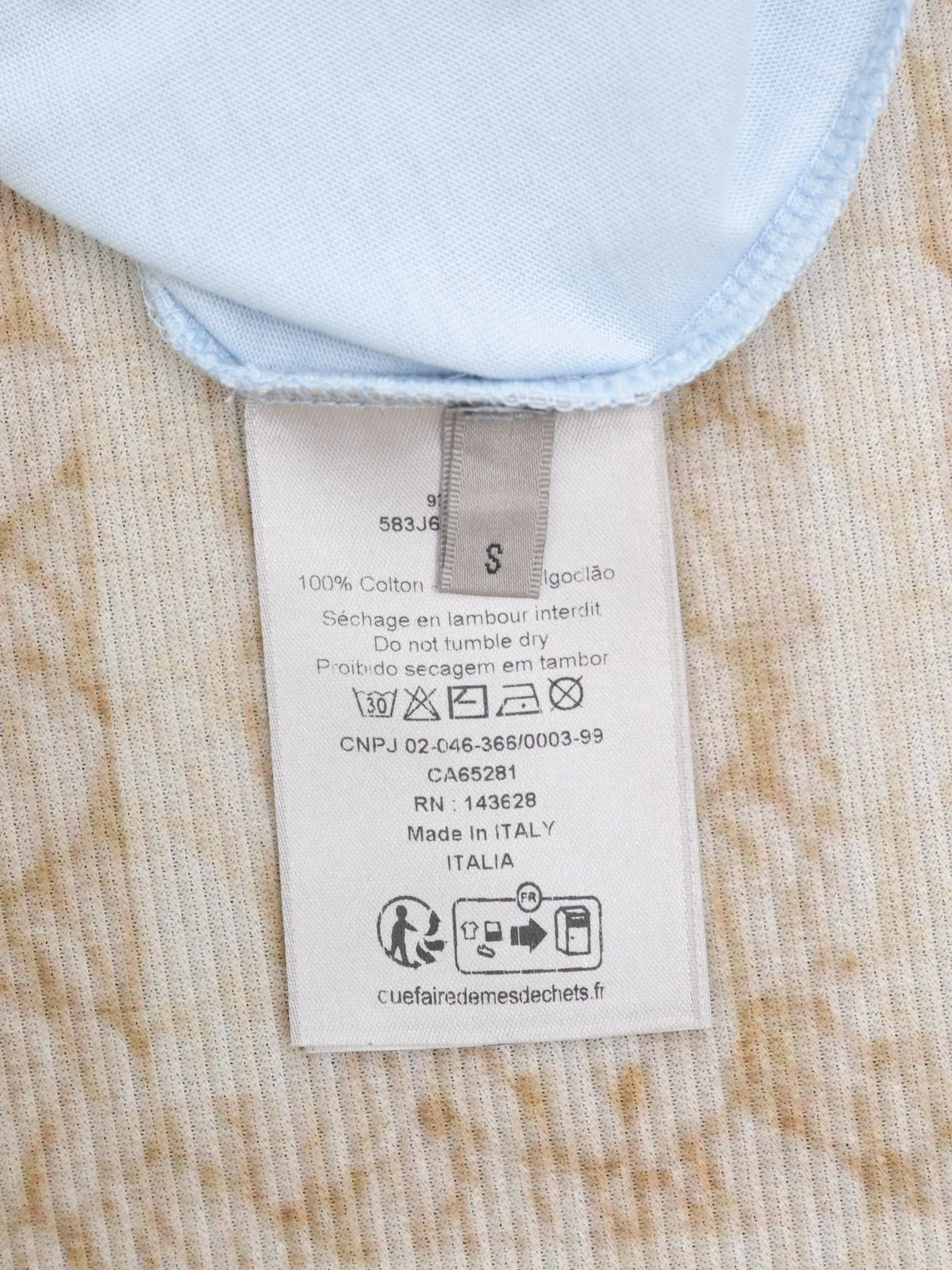 🅿️270 Dio*/Dior 25 spring and summer new dream house and smart tree shadow short T-shirt. This T-shirt displays the logo from this season’s DIOR AND HYLTON NEL joint series. Crafted from white cotton-jersey, it has a classic silhouette with a ribbed crew neck and a contrasting print on the front and back for added style.  Size：S/M/L/XL