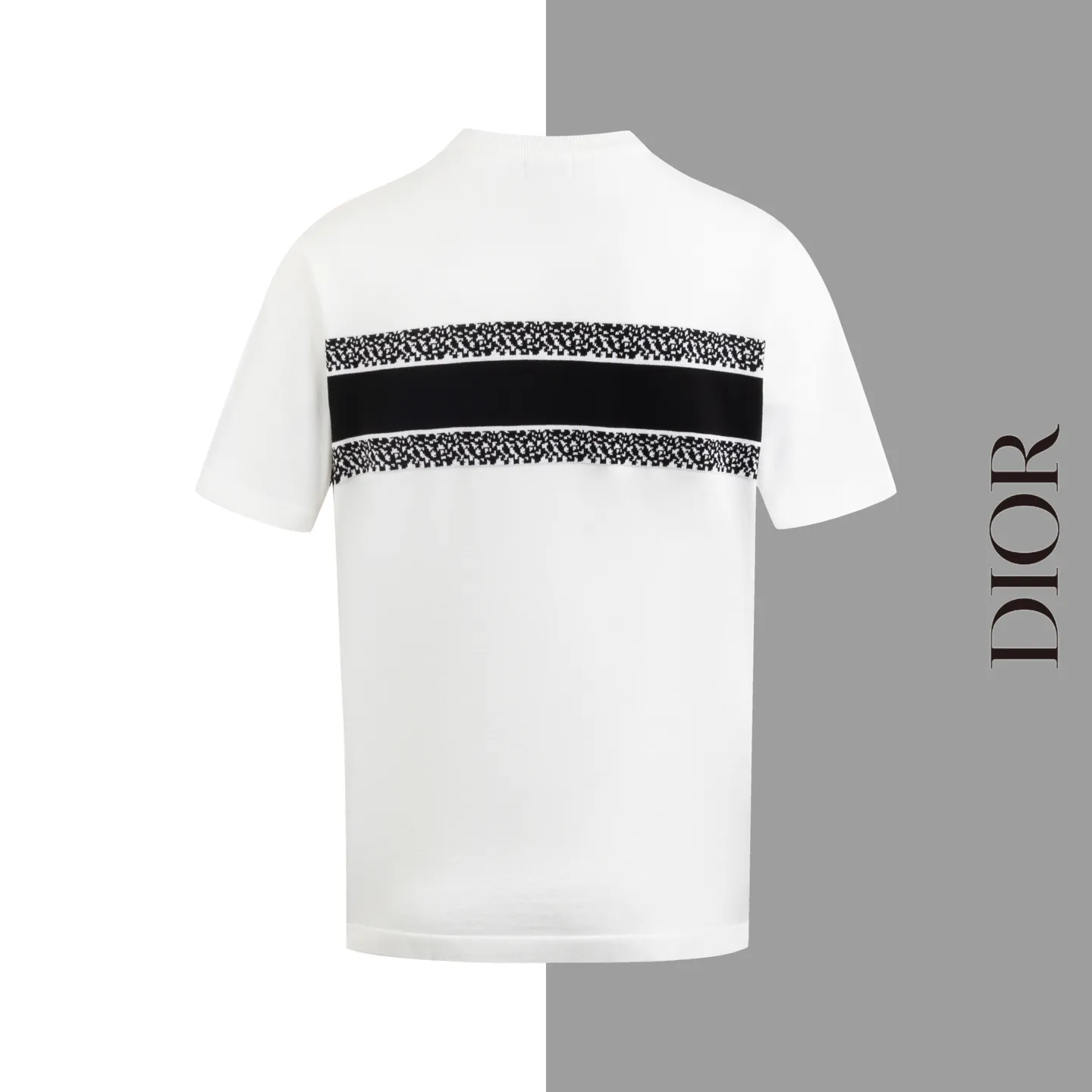 🅿️170 Style No. #Z43 Dior horizontal letter knitted short sleeves. Same style as DIOR official website. Fabric: Imitation wool fine pure cotton knitting. Same color woven and dyed threads in the same cylinder. Consistent colors. Supporting: complete three standards. Cardboard, oil paper and code sticker packaging. All go through high temperature pre-shrinking process before making. It will not shrink and deform. Imported machines are professional for plate production. os version can wear up to 200 kilograms. The size is measured manually. The error of 2-3cm is normal. Color: black white size: s m l xl