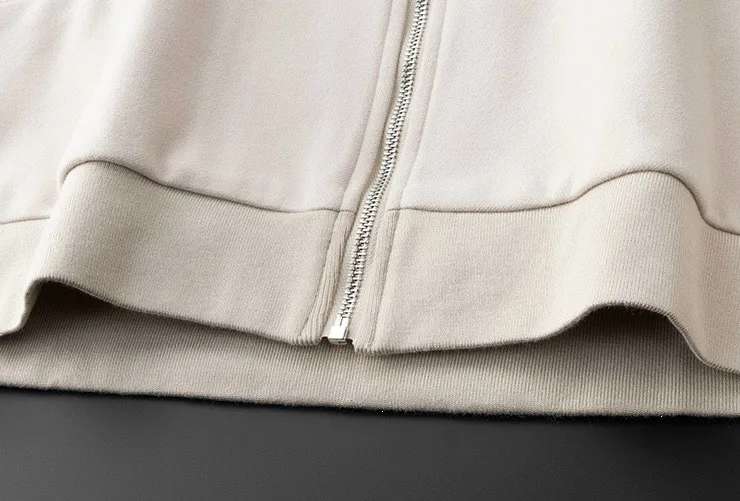 🅿️500 [DIOR Dior] hot-selling suit is coming. Focus on the original version of the official website. 2025 new hot-selling cardigan and sweatshirt suit. The original order is the best. 🇭🇰The meticulous work of top designers. It is a fitting and perfect upper body effect. All-natural high-quality Tencel Roman cotton 100%, close-fitting comfort, noble and elegant! Original hardware embodies elegance and nobility! Counter size: M-4XL (up to 190 pounds)