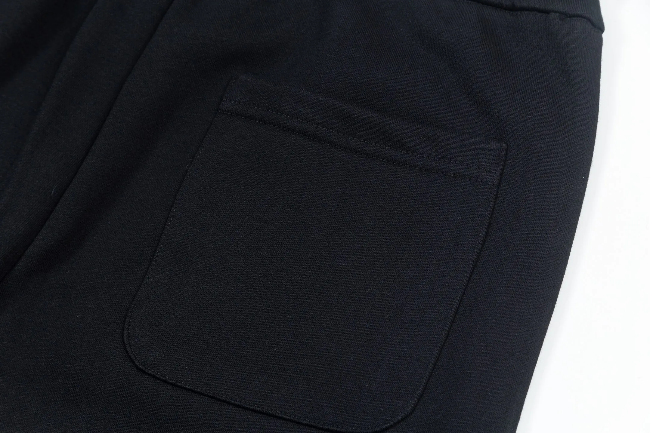 🅿️200 DIOR Dior 2025 new model, light luxury, hand-painted graffiti letter logo, back pocket design, daily commuting wear for men and women, casual shorts ·Customized terry fabric ·Adjustable elastic waist design ·Waist label hangtag, three wash marks complete Color: Black Size: S M L XL