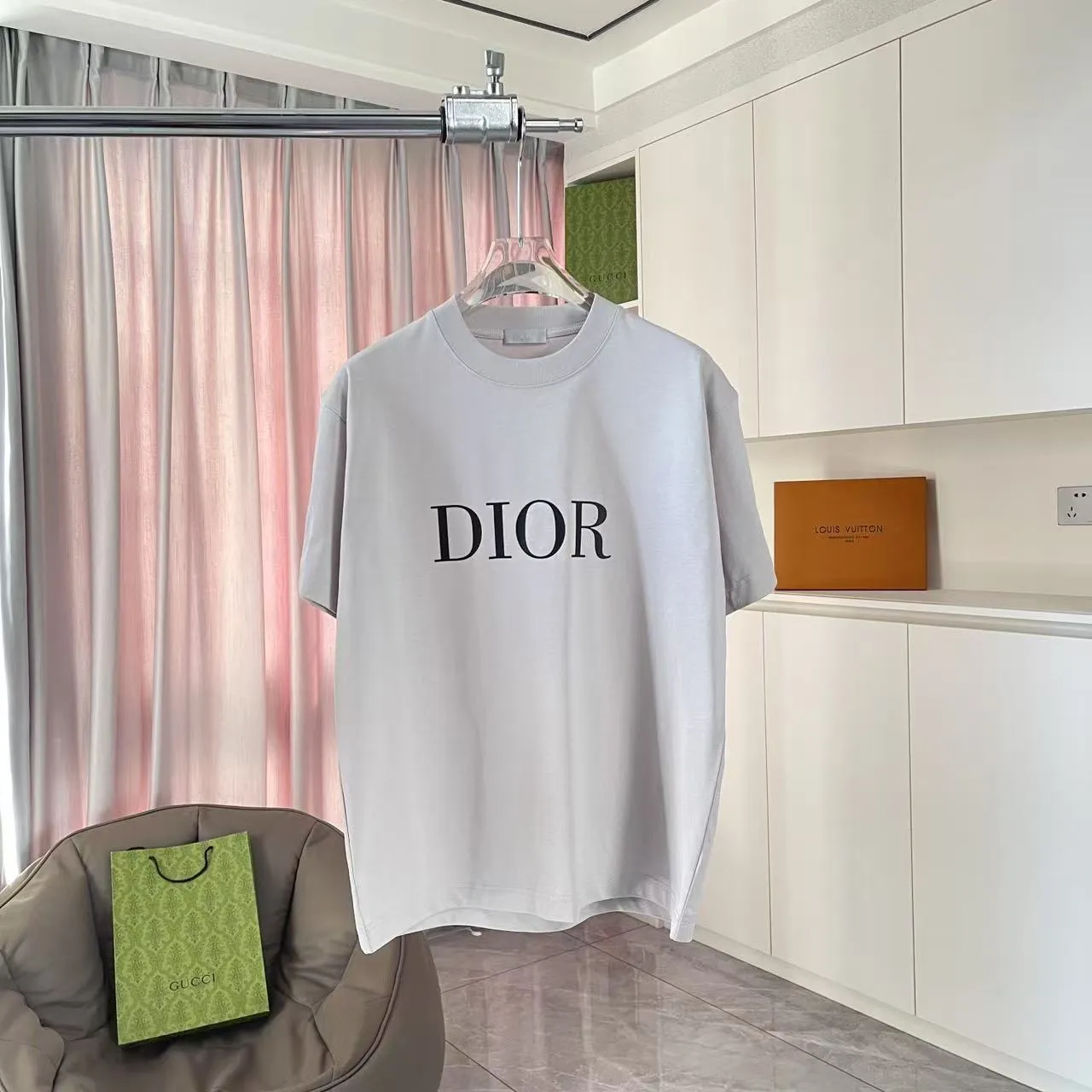 🅿️170 Dio Dior 2025 summer new style Letter logo three-dimensional silicone printing Short-sleeved T-shirt Customized fabric 300g Same style for men and women Color: Black White Sky Blue Iron Gray Size: S M L XL XXL Five codes​