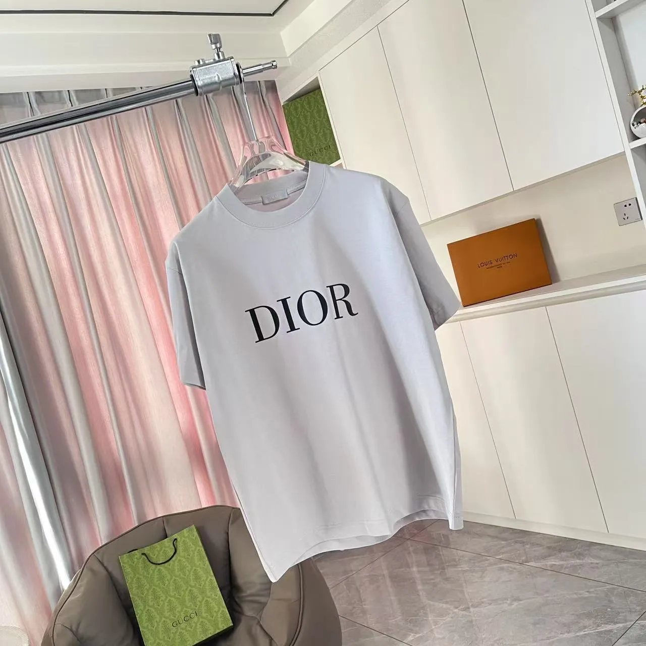 🅿️170 Dio Dior 2025 summer new style Letter logo three-dimensional silicone printing Short-sleeved T-shirt Customized fabric 300g Same style for men and women Color: Black White Sky Blue Iron Gray Size: S M L XL XXL Five codes​