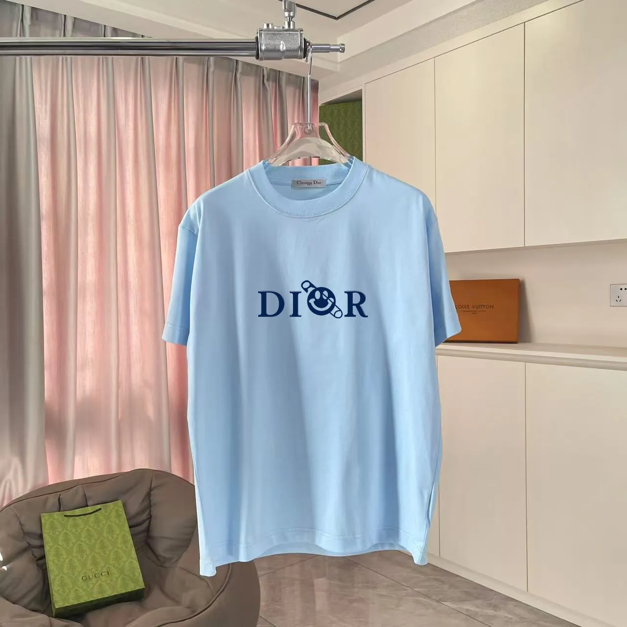 🅿️170 Dio Dior 2025 summer new style Personalized letter logo printing Short-sleeved T-shirt Customized fabric 300g Same style for men and women Color: Black White Sky Blue Iron Gray Size: S M L XL XXL Five codes​