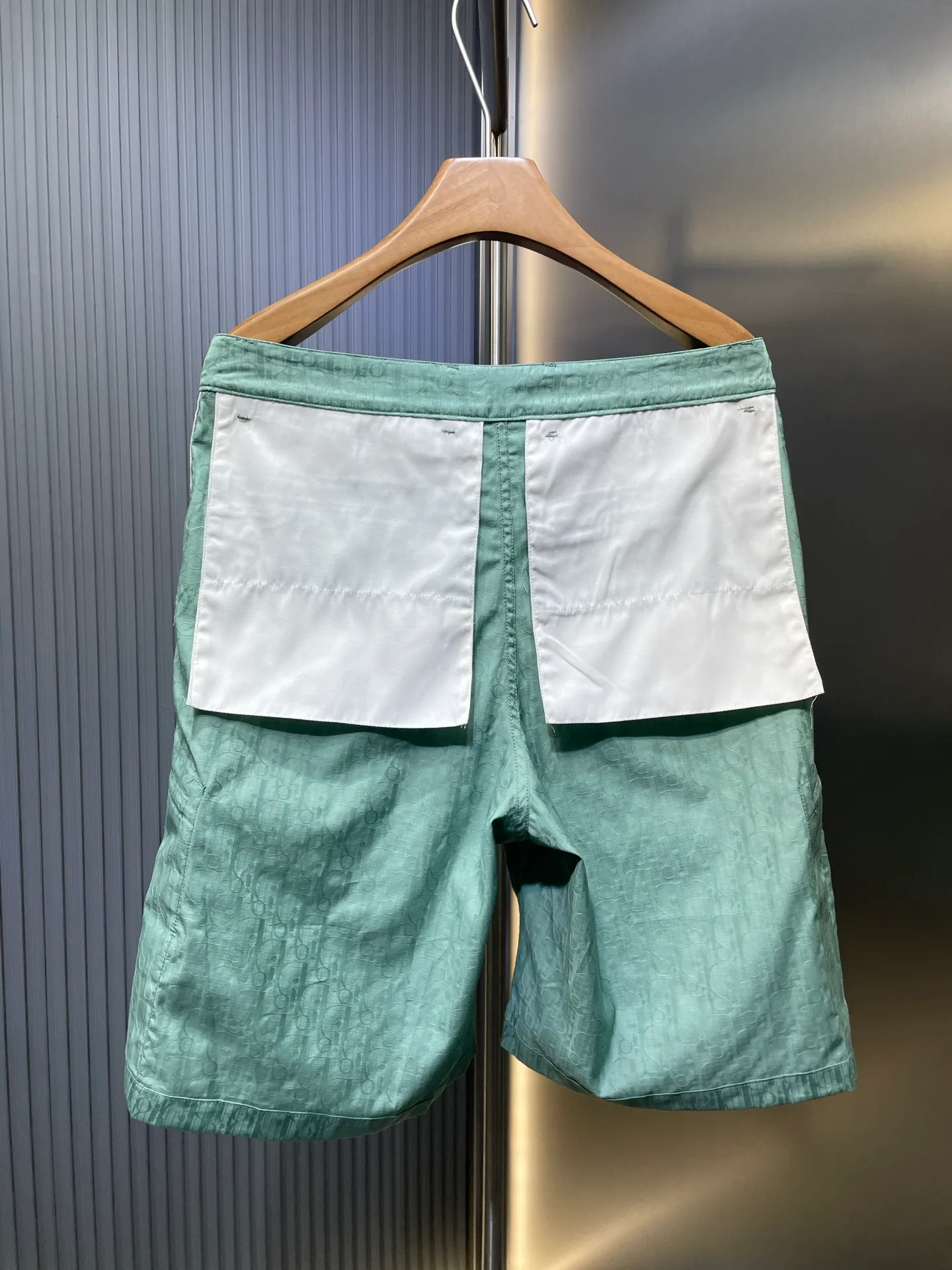 🅿️450 Dior🌟【Top Replica】The new 24ss shorts are from the 2024 beachwear limited series, showing Dior’s classic oblique print. Crafted from blue mulberry silk and cotton-blend jacquard, it has a relaxed fit with an elasticated waistband and slit side pockets. Wear with the matching shirt for a sophisticated summer look! Number of yards: 46.48.50.52.