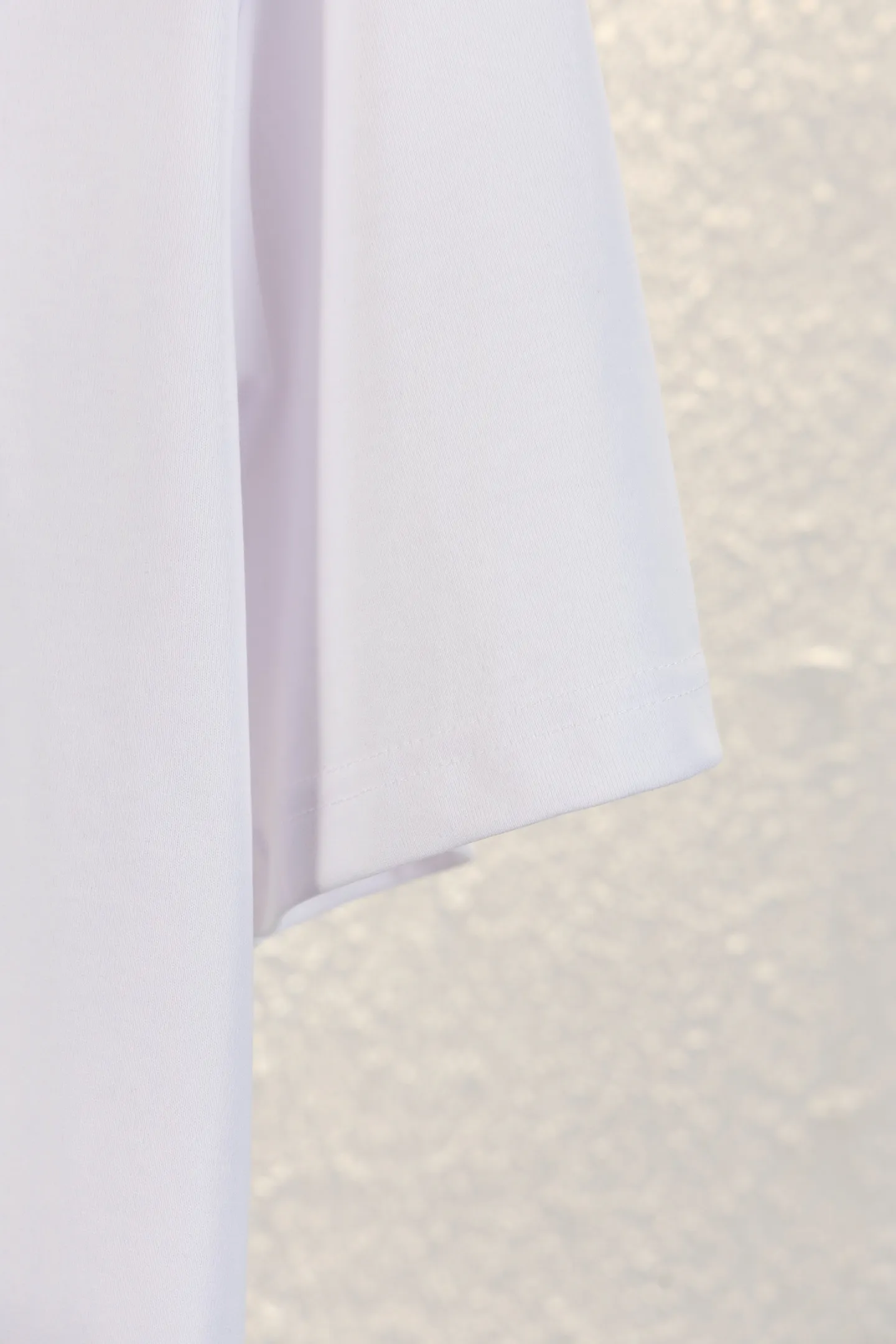 🅿️180 version embroidery style number k8040 DIOR Dior embroidered letters‼ ️Short-sleeved T-shirt® is the same as the official website *Customized 280g cotton fabric, soft, skin-friendly and comfortable *CD letter logo embroidered on the front *A very simple and elegant one that is unparalleled in terms of upper body comfort, interpreting your luxury and taste, and creating your fashionable charm. ⚠️Washing method: It is recommended to dry clean or wrap the reverse side in a laundry bag and machine wash it quickly in cold water and let it dry naturally! ⚠️Same style for men and women 𝐂𝐎𝐋𝐎𝐔𝐑: white black 𝐒𝐈𝐙𝐄 XS S M L