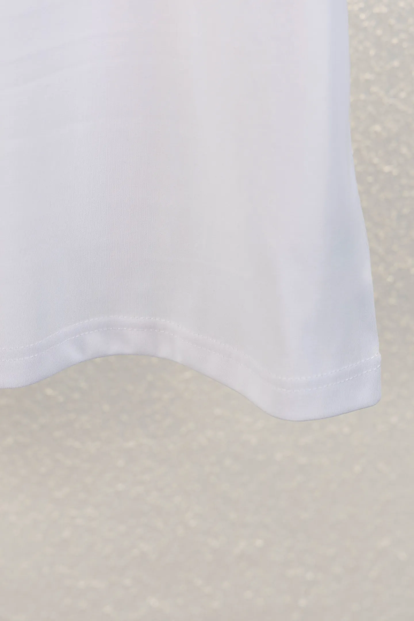 🅿️180 version embroidery style number k8040 DIOR Dior embroidered letters‼ ️Short-sleeved T-shirt® is the same as the official website *Customized 280g cotton fabric, soft, skin-friendly and comfortable *CD letter logo embroidered on the front *A very simple and elegant one that is unparalleled in terms of upper body comfort, interpreting your luxury and taste, and creating your fashionable charm. ⚠️Washing method: It is recommended to dry clean or wrap the reverse side in a laundry bag and machine wash it quickly in cold water and let it dry naturally! ⚠️Same style for men and women 𝐂𝐎𝐋𝐎𝐔𝐑: white black 𝐒𝐈𝐙𝐄 XS S M L