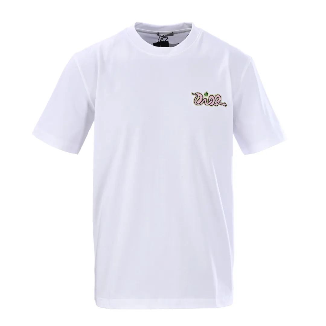 🅿️290 (Higher version) DIOR CD T-shirt from DO AND KAWS limited collection. The Year of the Snake graphic design reinterprets the classic logo. Contrasting logo patch at chest. The imported machine-made tatami embroidery technology makes the letter logo appear delicate and exquisite, enhancing the decorative effect. Use an embroidery machine to embroider the designed letter logo onto the patch. Size：S-L