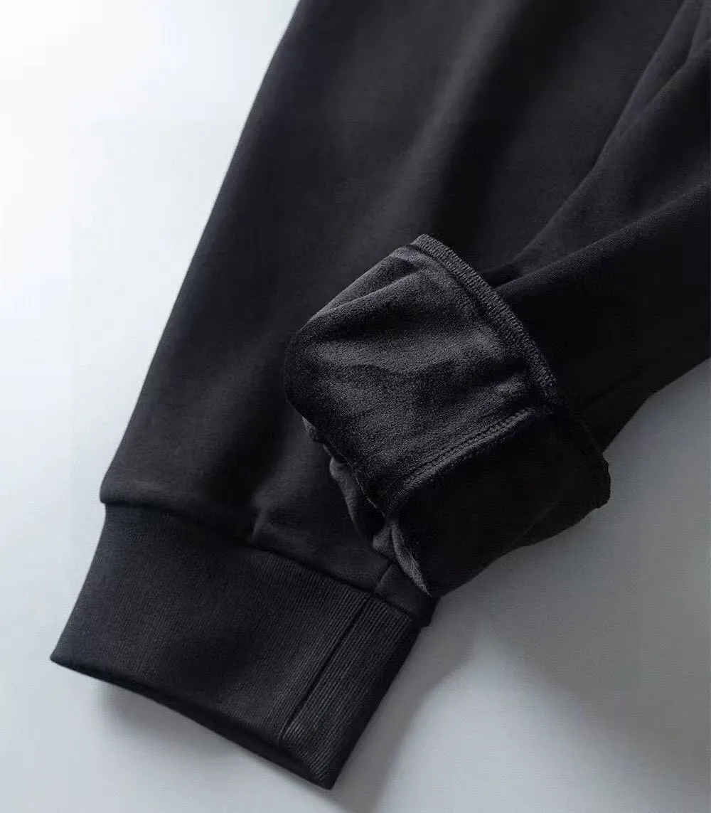 🅿️460 brand [DIOR Dior] (velvet and thickened) 2025 autumn and winter new product, celebrities' favorite fashion-flavored casual suit, clean and neat tailoring, full of urban style. Made of high-quality customized fabrics, the inner warmth is excellent, the hand feels soft and dry, and the upper body effect is crisp and stylish. The three-dimensional cutting process and the pattern are all of high standards, and the silhouette version has the right benefits! It is not tight at all, and you feel good when you put it on. So many top-quality raw materials create high-end products with unparalleled value. It is the first choice for high-end fashion people. (Size: M-4XL can wear up to 200 pounds)