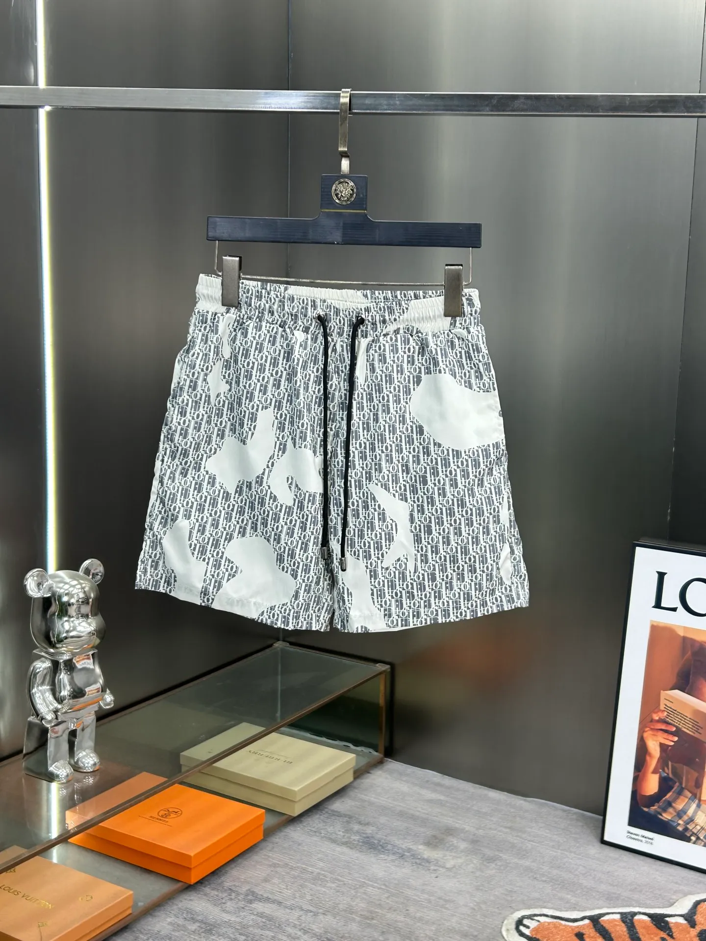 🅿️160 DIOR recommends🔆2025 latest summer style men's casual shorts, beach shorts, customized quick-drying fabrics, soft and smooth texture, not only the overlord on the beach, but also very stylish even when worn casually on the street, a versatile item in summer. Same style for men and women Size: M-3XL
