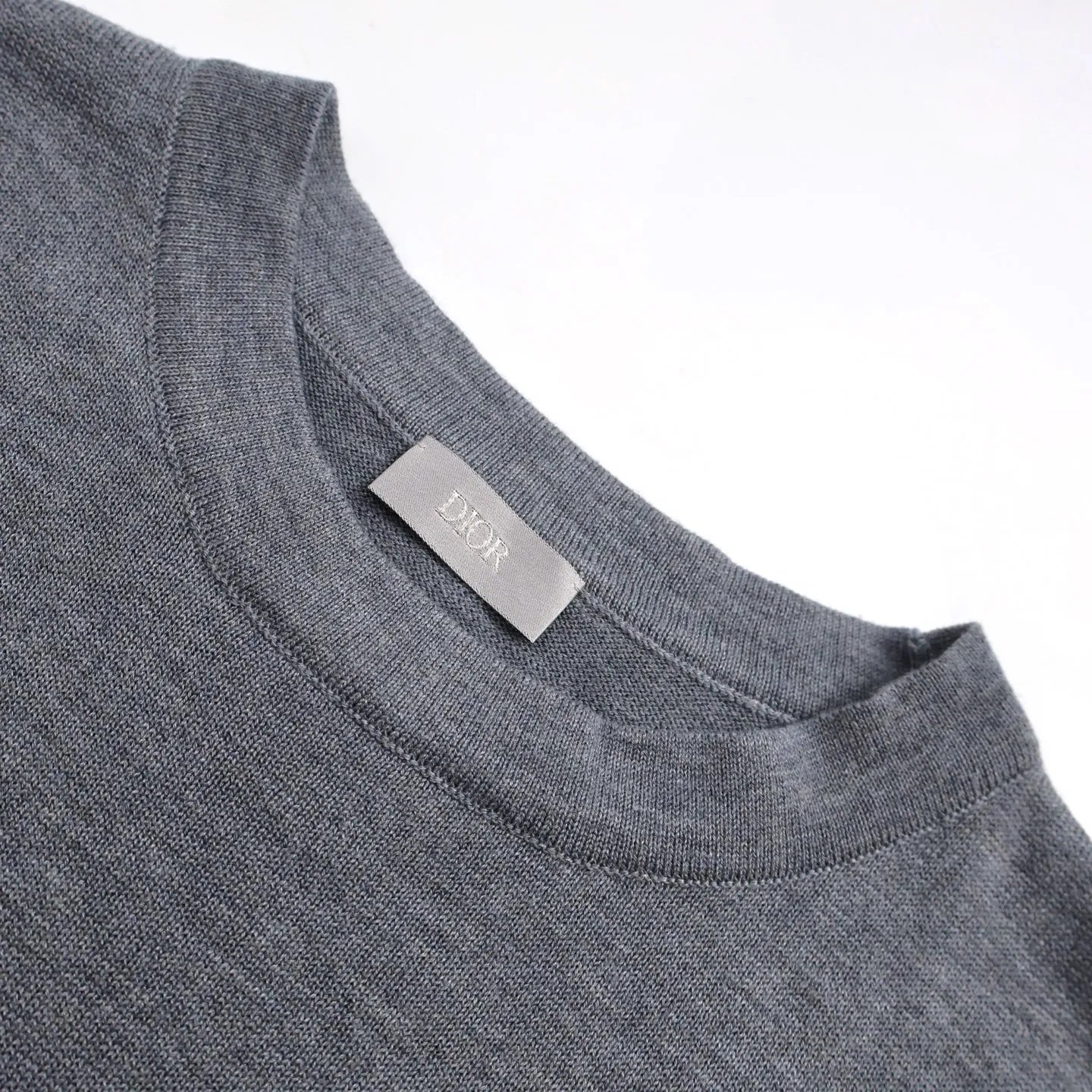 🅿️410 [Exclusive supply] CD co-branded Hamilton knitted short-sleeve. The original version was purchased for 16,000 and developed. It is custom-dyed with 32-count double-thread blended colored yarn wool. It is operated by an imported (Stoll) 14-knitting machine. The computer-made wool jacquard is made. The ready-made wool is washed with enzyme to make the fabric close-fitting and soft. Size:S-M-L