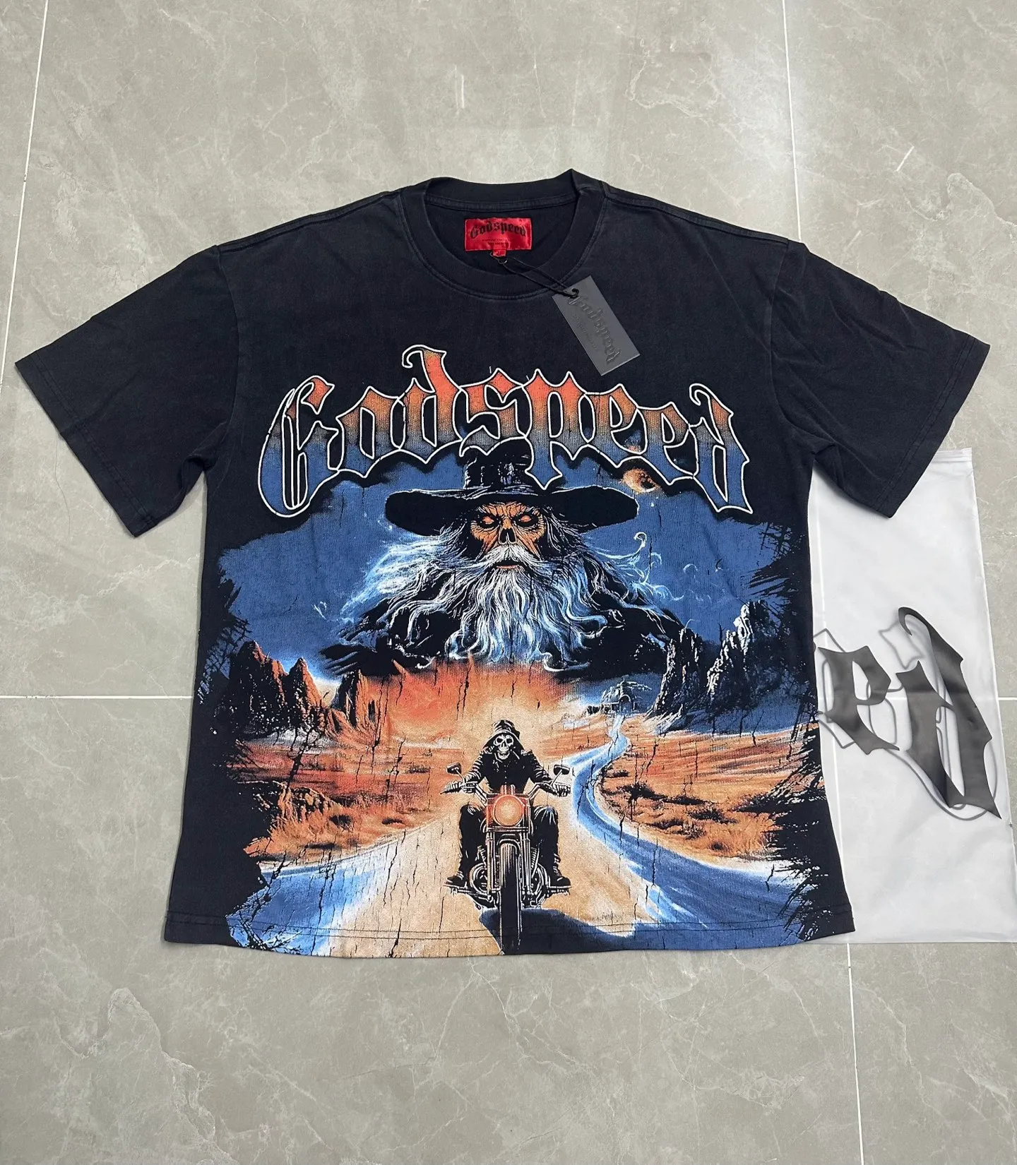 6303# Washed black I P116 Real stock (American fashion niche) Godspeed cross-border American rock street washed retro style short-sleeved T (craft printing) Fabric (fabric): 32 counts combed double yarn 250 grams weight Size (size): S-M-L-XL Color (colour): Washed black