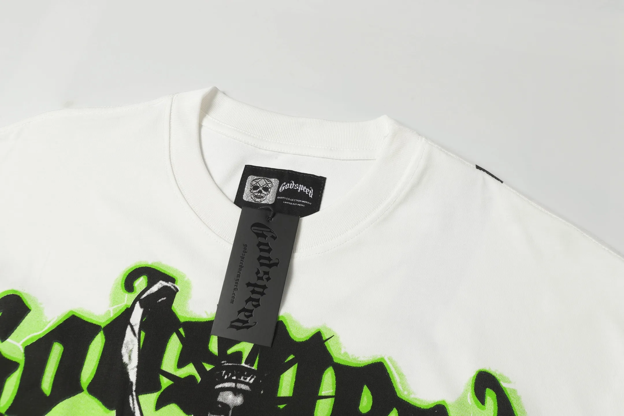 5037#White/Apricot｜P104 Godspeed cross-border American rock and roll street washed retro style short-sleeved T (craft printing) fabric (fabric): 32-count combed double yarn 240 grams weight code number (size): S-M-L-XL color (colour): white, apricot,