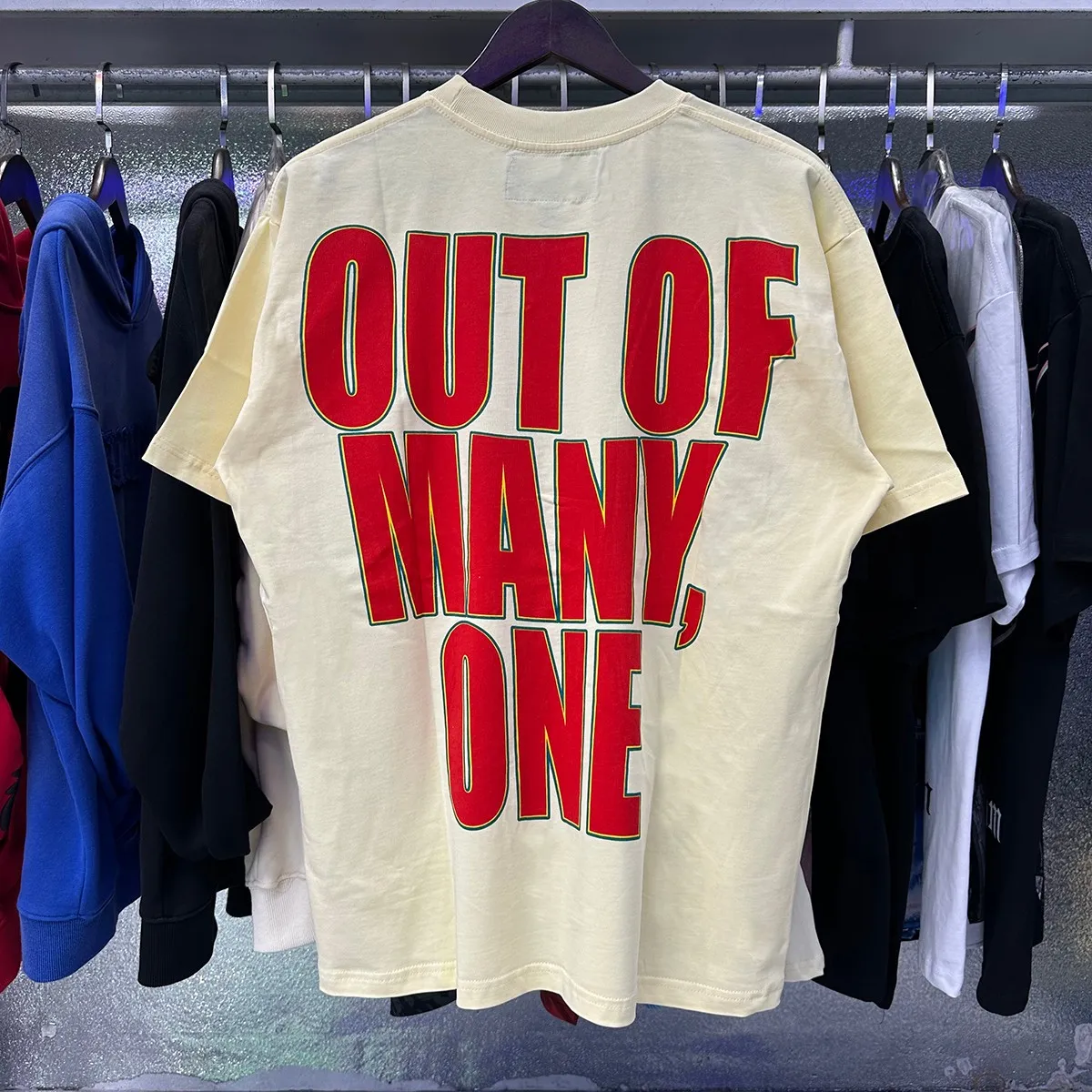 Actual photo, No. 7058, Mechao Godspeed urban coconut tree shark print high quality double yarn pure cotton casual short-sleeved T-shirt batch 110 Color: black, apricot, yellow; Size: S M L XL