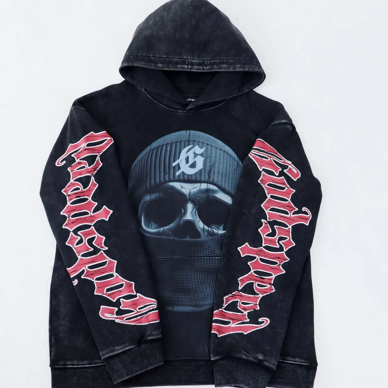 Style number: 5535 Fabric: 420g washed and distressed P196 Real shot Spot Godspeed American fashion rock street retro washed and distressed printed hooded sweatshirt Color: washed black washed blue Size: S M L XL