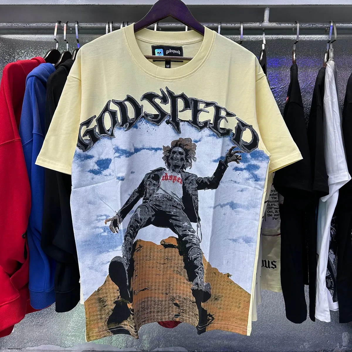 No. 7032, real shot, beautiful Godspeed falling skull printed high weight double yarn pure cotton casual short-sleeved T-shirt batch 110 Color: black, white; Size: S M L XL