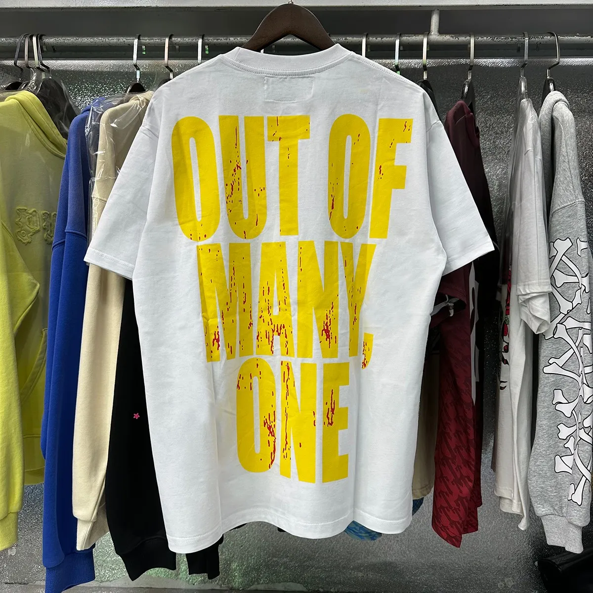 No. 7027, real shot, beautiful Godspeed knight rose print high quality double yarn pure cotton casual short-sleeved T-shirt batch 110 Color: black, white; Size: S M L XL