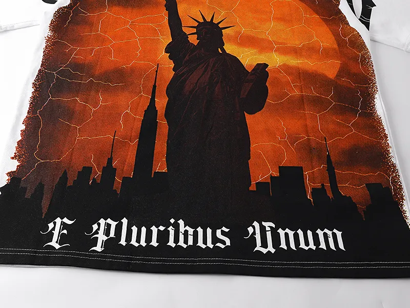 3072# P110 Real shot Godspeed American trendy rock and roll street retro loose printed cotton short sleeves Fabric: 240g 32 count fine cotton double yarn pure cotton Color: off-white Size: S M L XL