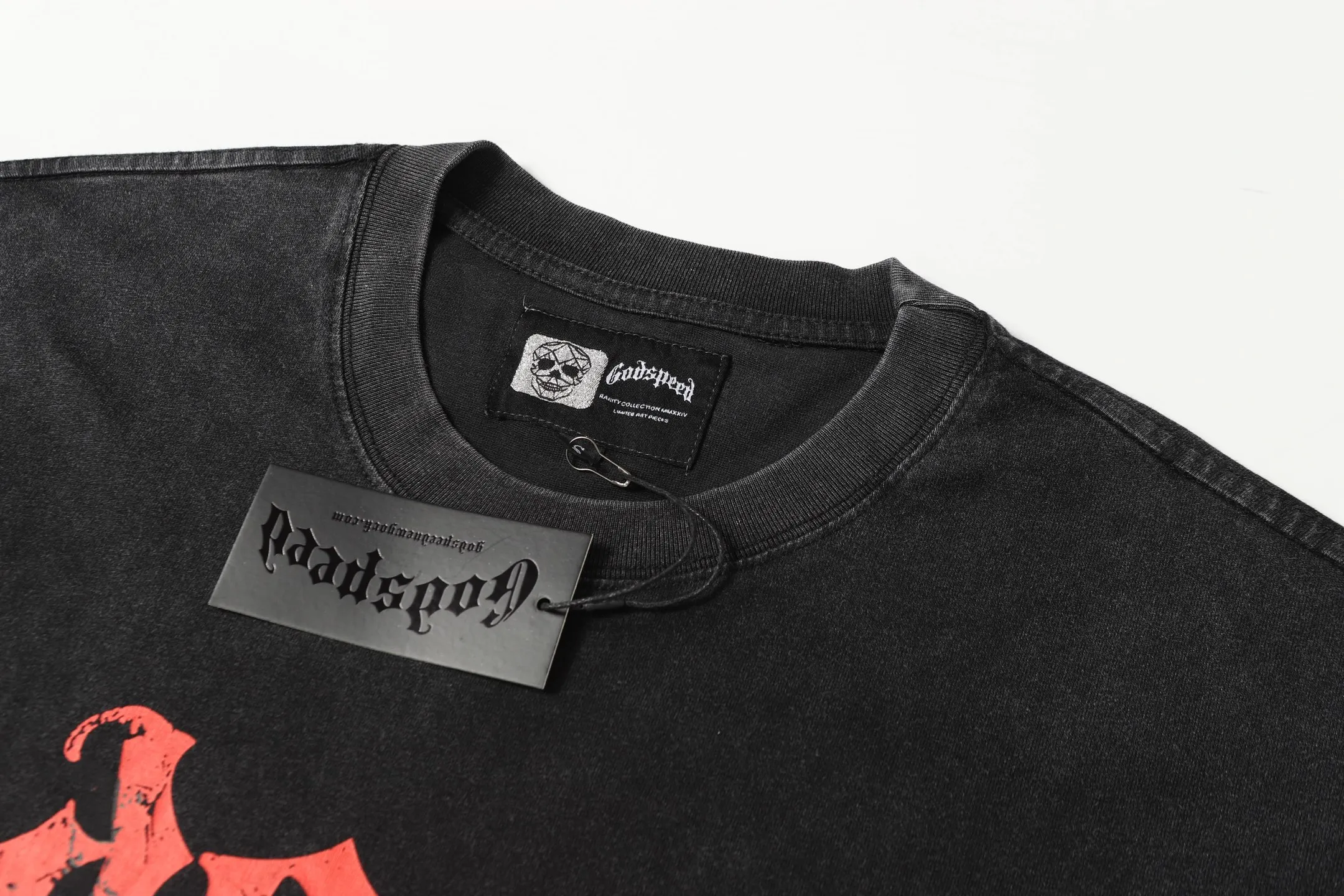 6073#washed black｜P116 Godspeed cross-border American rock and roll street washed retro style short-sleeved T (craft printing) fabric (fabric): 32 count combed double yarn 250g weight code number (size): S-M-L-XL color (colour): washed black 👉
