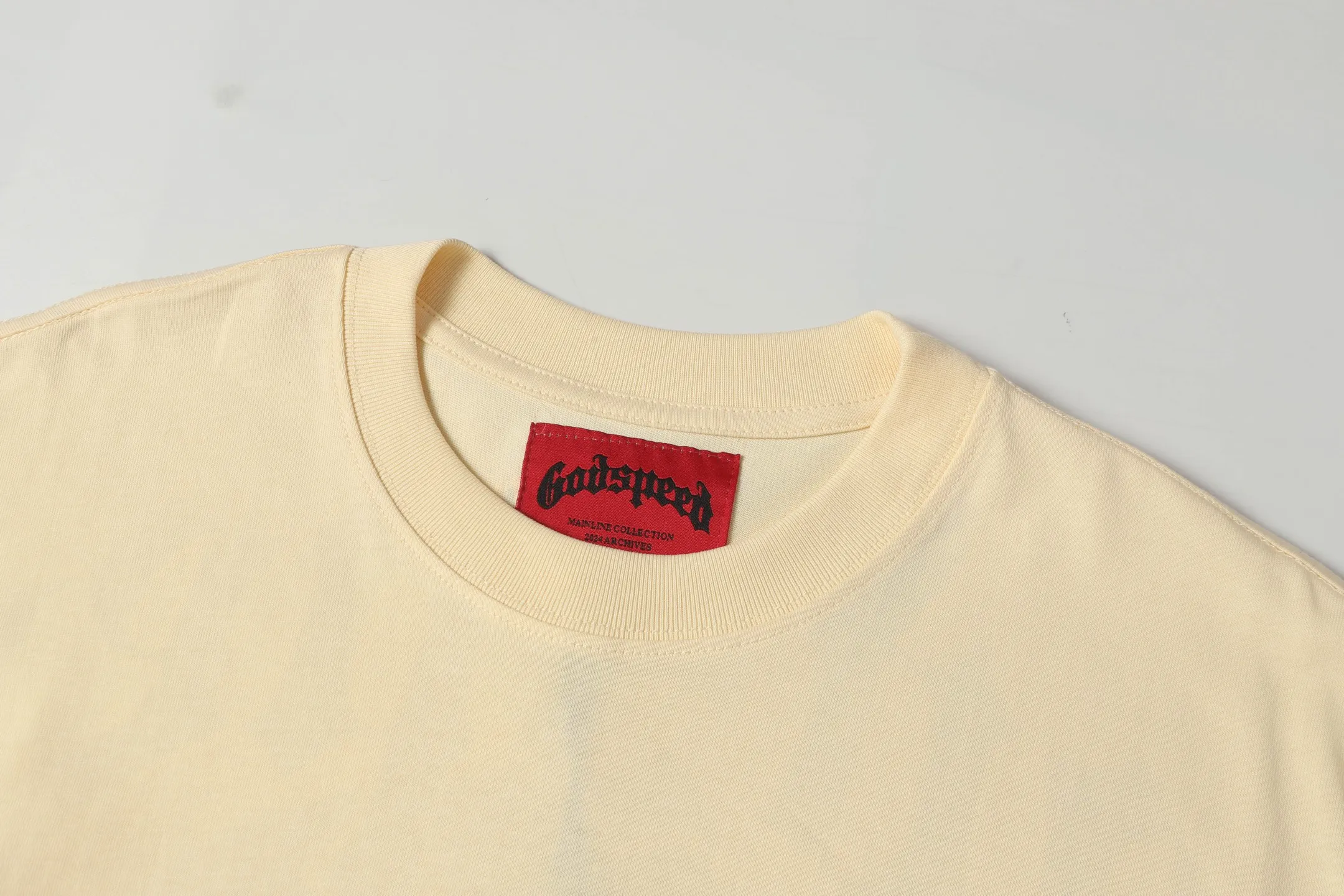 5050##White: Apricot｜P104 Godspeed cross-border American rock and roll street washed retro style short-sleeved T (craft printing) fabric (fabric): 32-count combed double yarn 240 grams weight code number (size): S-M-L-XL color (colour): white, apricot,