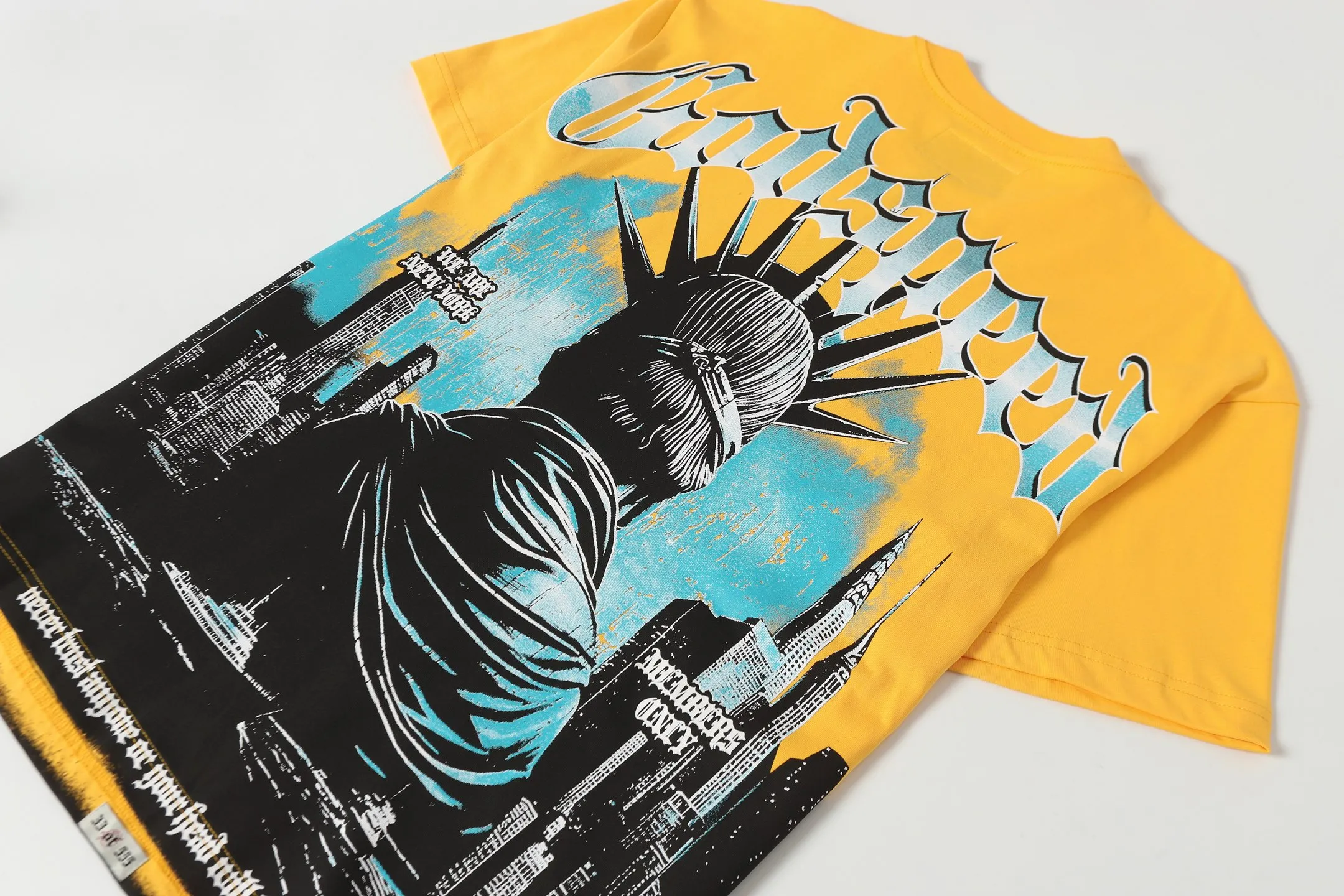 5099#golden｜P106 Godspeed cross-border American rock and roll street washed retro style short-sleeved T (craft printing) fabric (fabric): 32-count combed double yarn 240 grams weight code number (size): S-M-L-XL color (colour): golden yellow