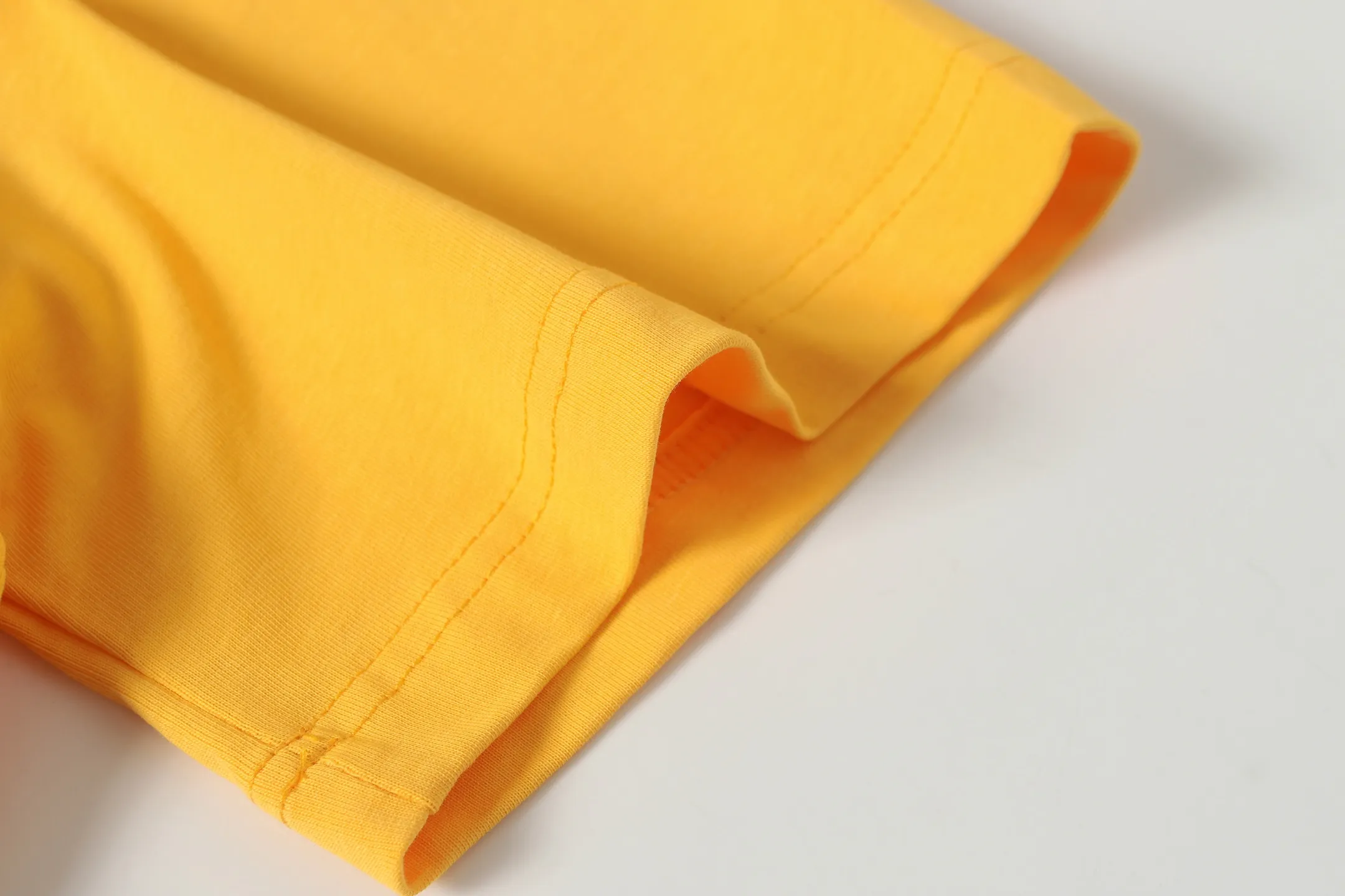5099#golden｜P106 Godspeed cross-border American rock and roll street washed retro style short-sleeved T (craft printing) fabric (fabric): 32-count combed double yarn 240 grams weight code number (size): S-M-L-XL color (colour): golden yellow