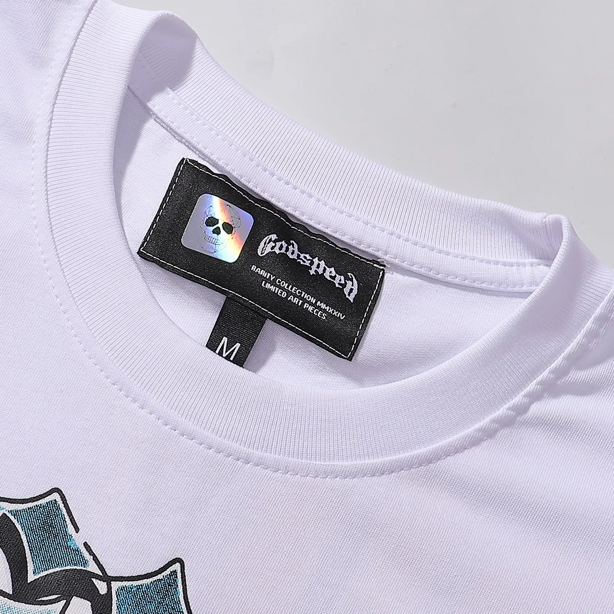 No. 7031, Mechao Godspeed astronaut robot printed high-quality double yarn pure cotton casual short-sleeved T-shirt for men and women 29 batch 110 Color: black, white, apricot; Size: S M L XL