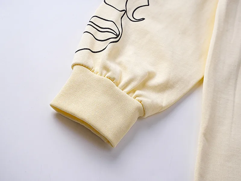 3158# P140 Real shot of Godspeed American fashion rock street pure cotton loose bottoming long-sleeved T-shirt long T. Fabric: 270g 32 count fine cotton double yarn pure cotton Color: Apricot Code number: S M L XL