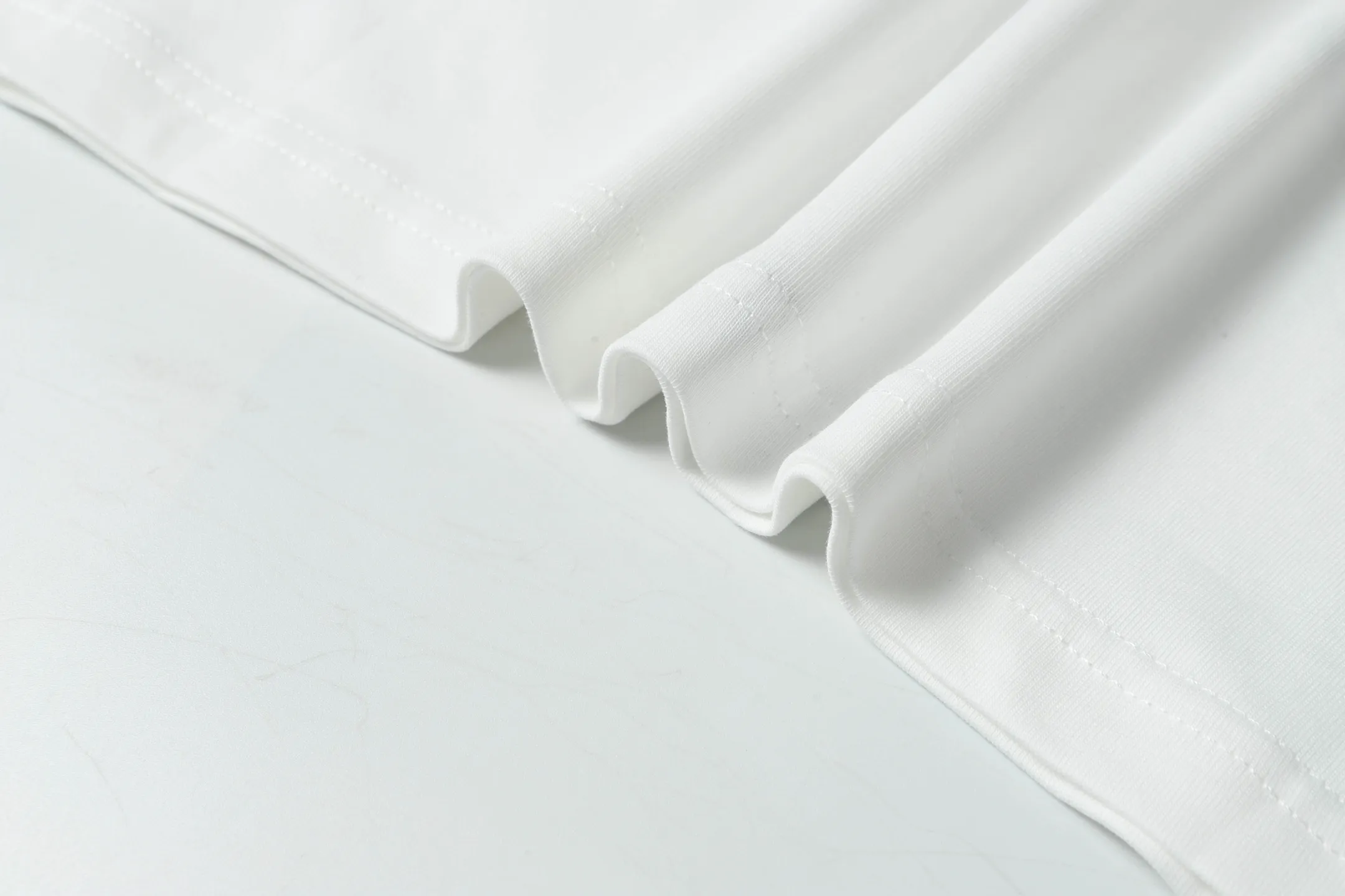 5049#White/Apricot｜P104 Godspeed cross-border American rock and roll street washed retro style short-sleeved T (craft printing) fabric (fabric): 32-count combed double yarn 240 grams weight code number (size): S-M-L-XL color (colour): white, apricot,