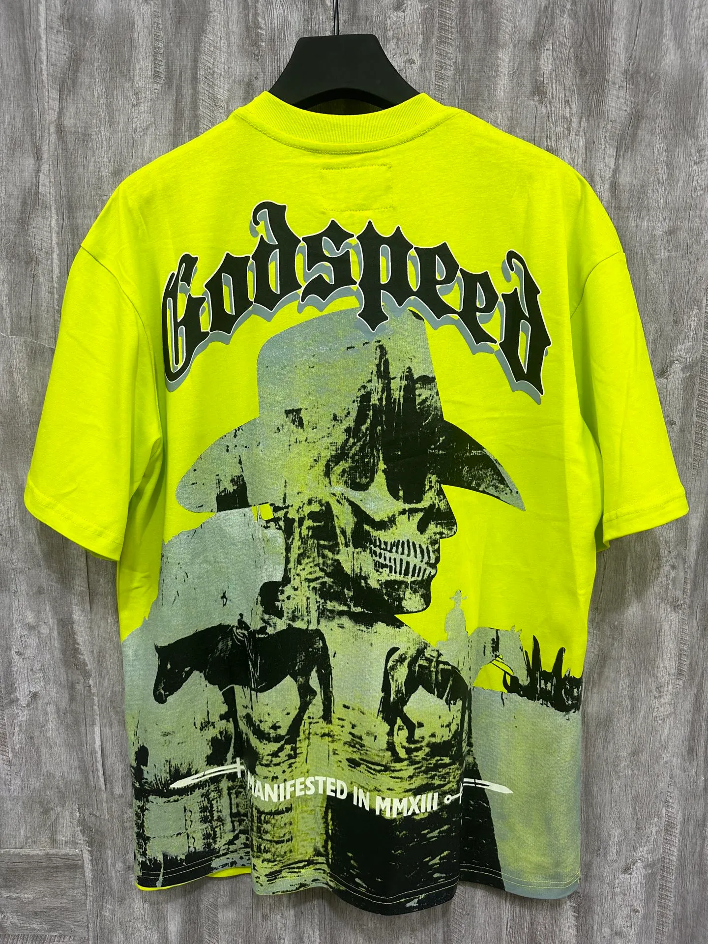 5035# Fluorescent Green｜P104 Godspeed cross-border American rock and roll street washed retro style short-sleeved T (craft printing) fabric (fabric) 32-count combed double yarn 240 grams weight code number (size): S-M-L-XL color (colour): fluorescent green